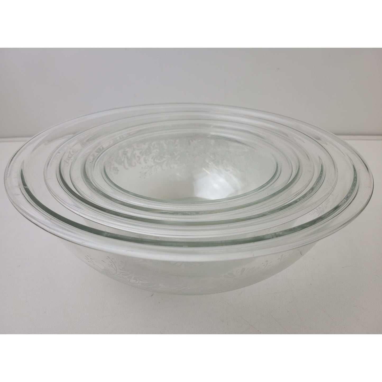 Vintage Pyrex Colonial Mist Nesting Bowls Set of 4 White Daisy Batter Bowls USA