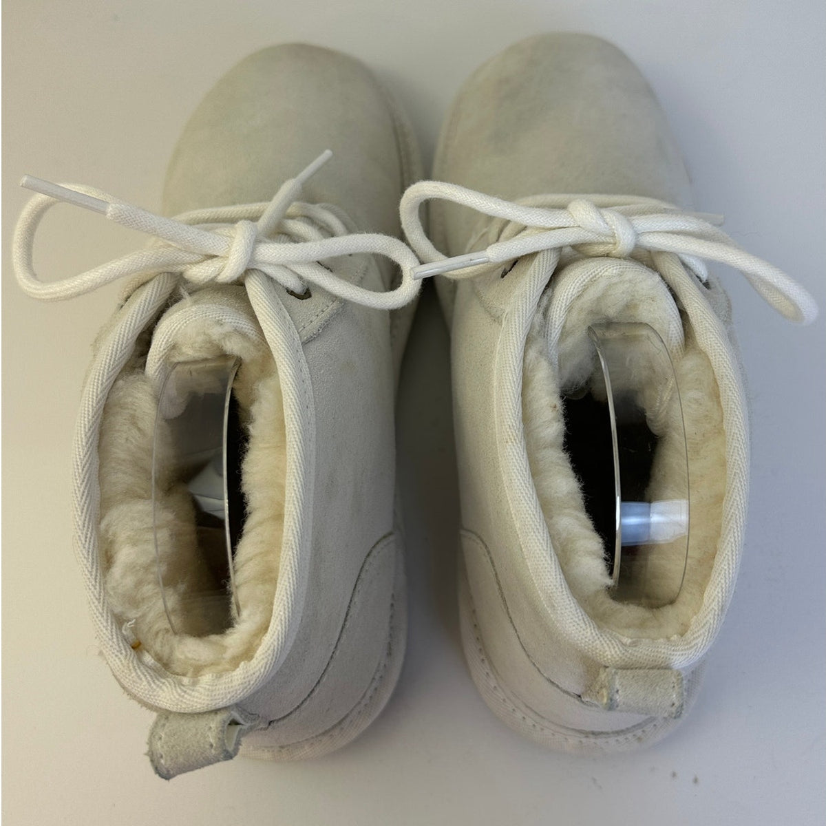 UGG Neumel White Suede Boot Youth Sz 6 / 38