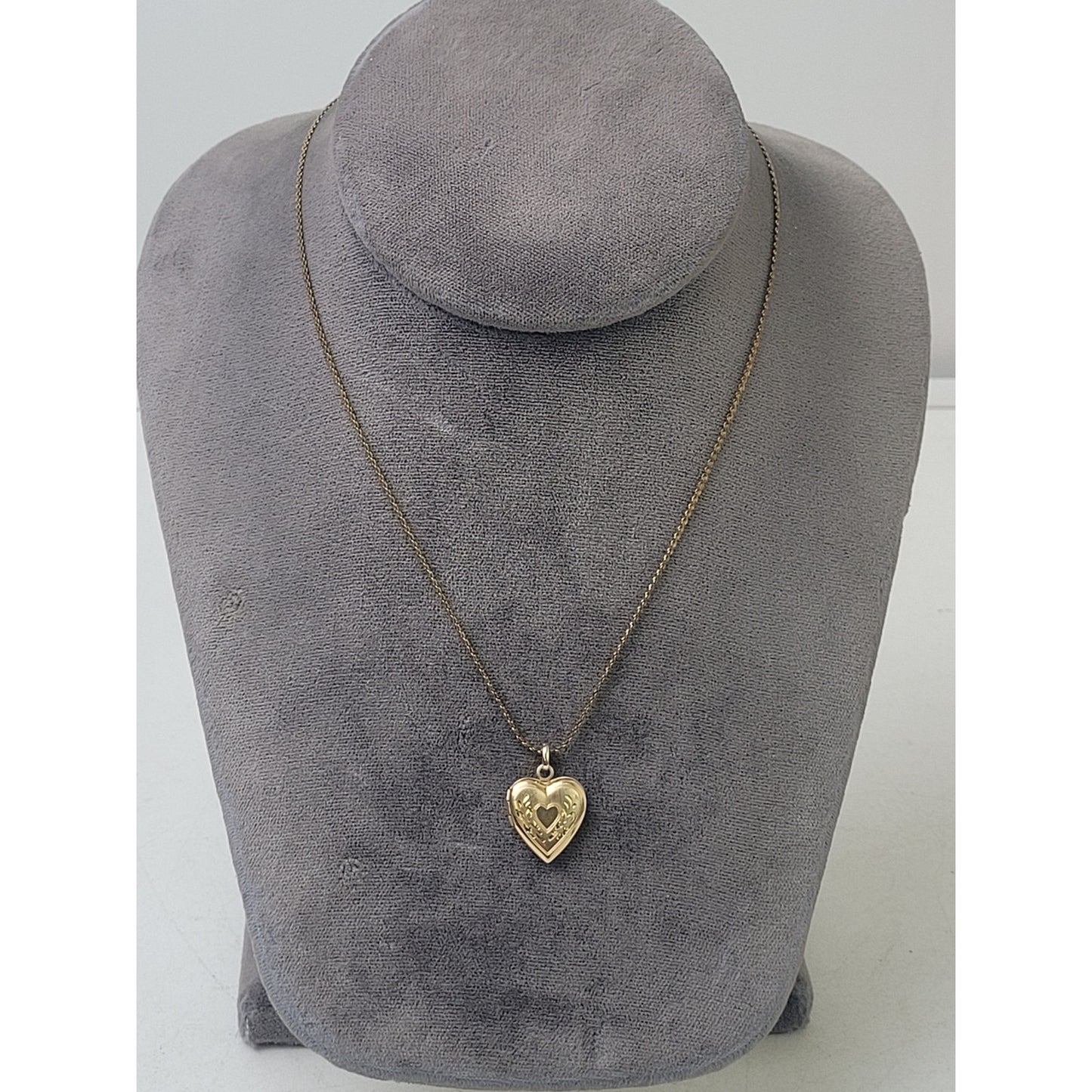 VTG 14K Solid Yellow Gold Puffy Heart Locket on 12K GF Chain | Heart - 2.2 Grams
