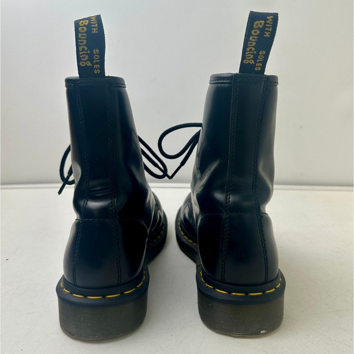 Dr. Martens 1460 Smooth Black Leather Combat Boots Women's Sz 8