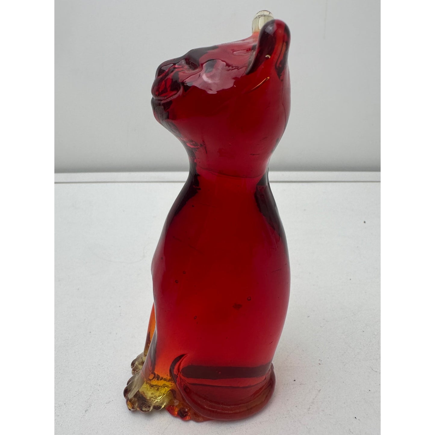 Vintage Kanawha Amberina Glass Smiling Cat Figurine