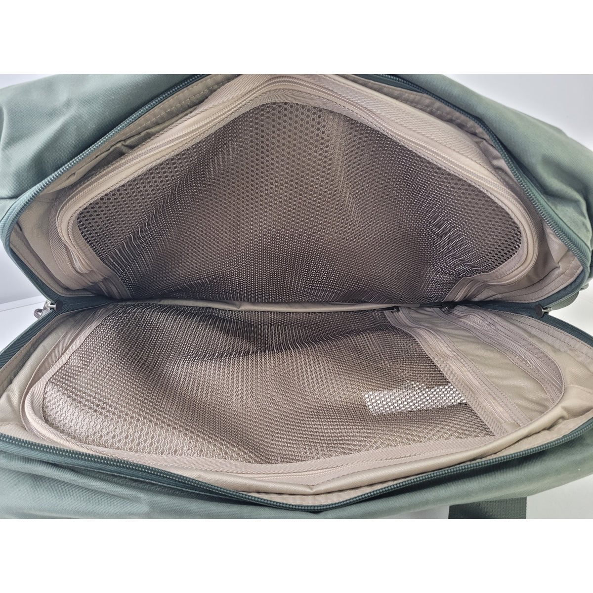 Filson Surveyor Pullman Pack Travel Laptop Bag Service Green Color EUC