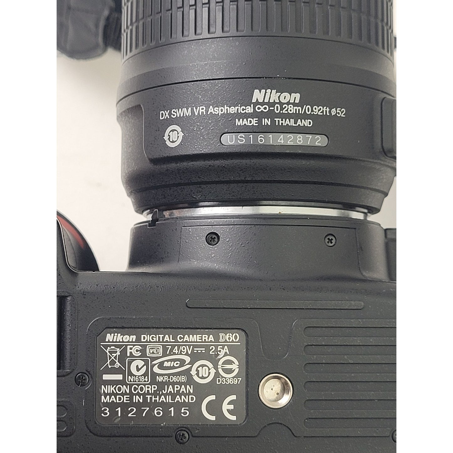 Nikon D60 DSLR & 18-55 f/3.5-5.6G Nikkor Lens+Case, Batteries, SD Card, Charger