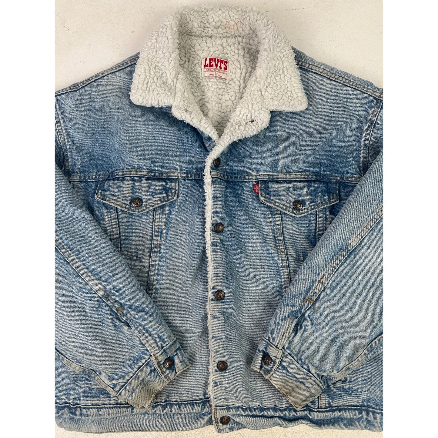 Vintage Levi's Made in USA Sherpa Lined Denim Trucker Jacket M's XL / W's XXL