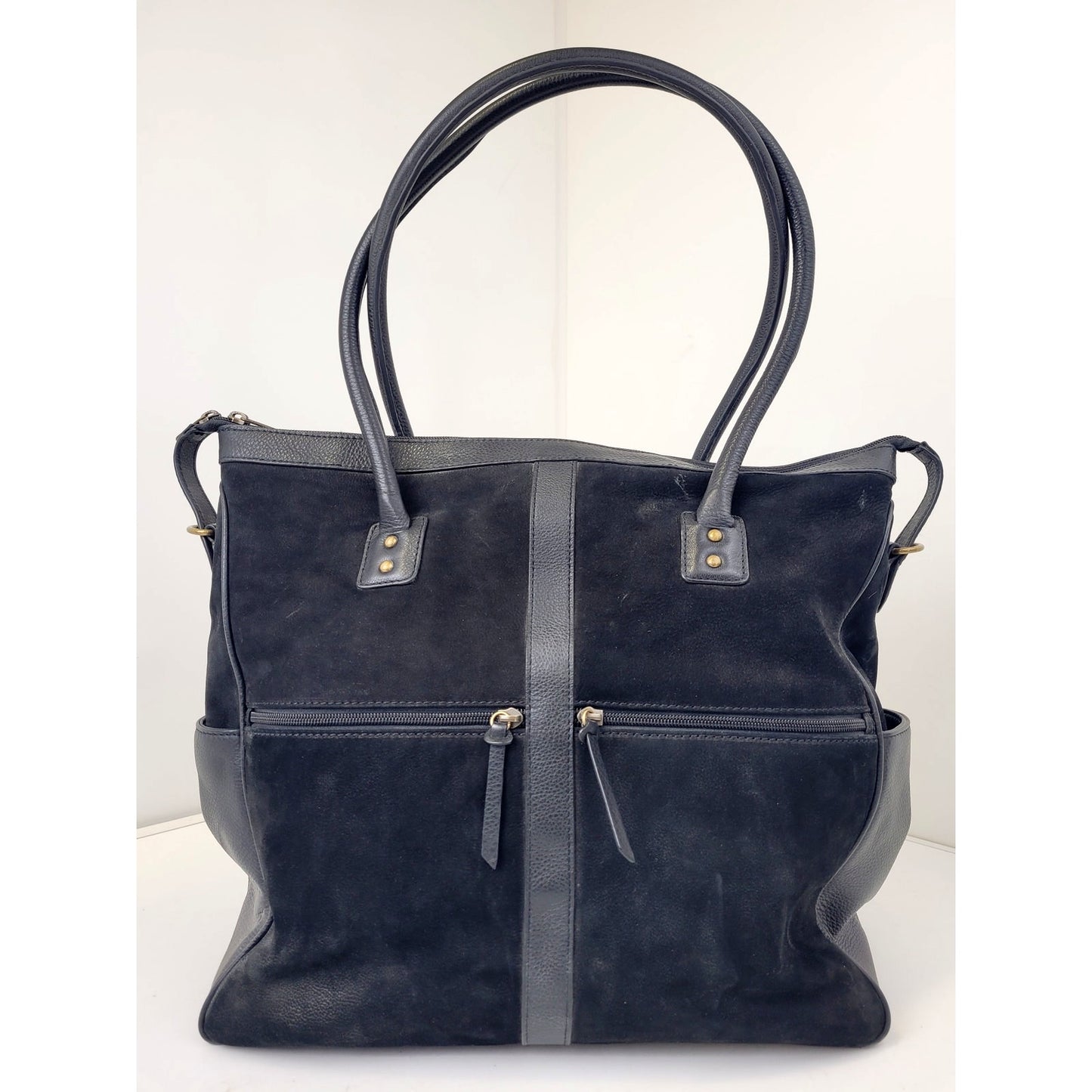 Filson Black Leather Tote Bag 17" x 15" x 8" EUC