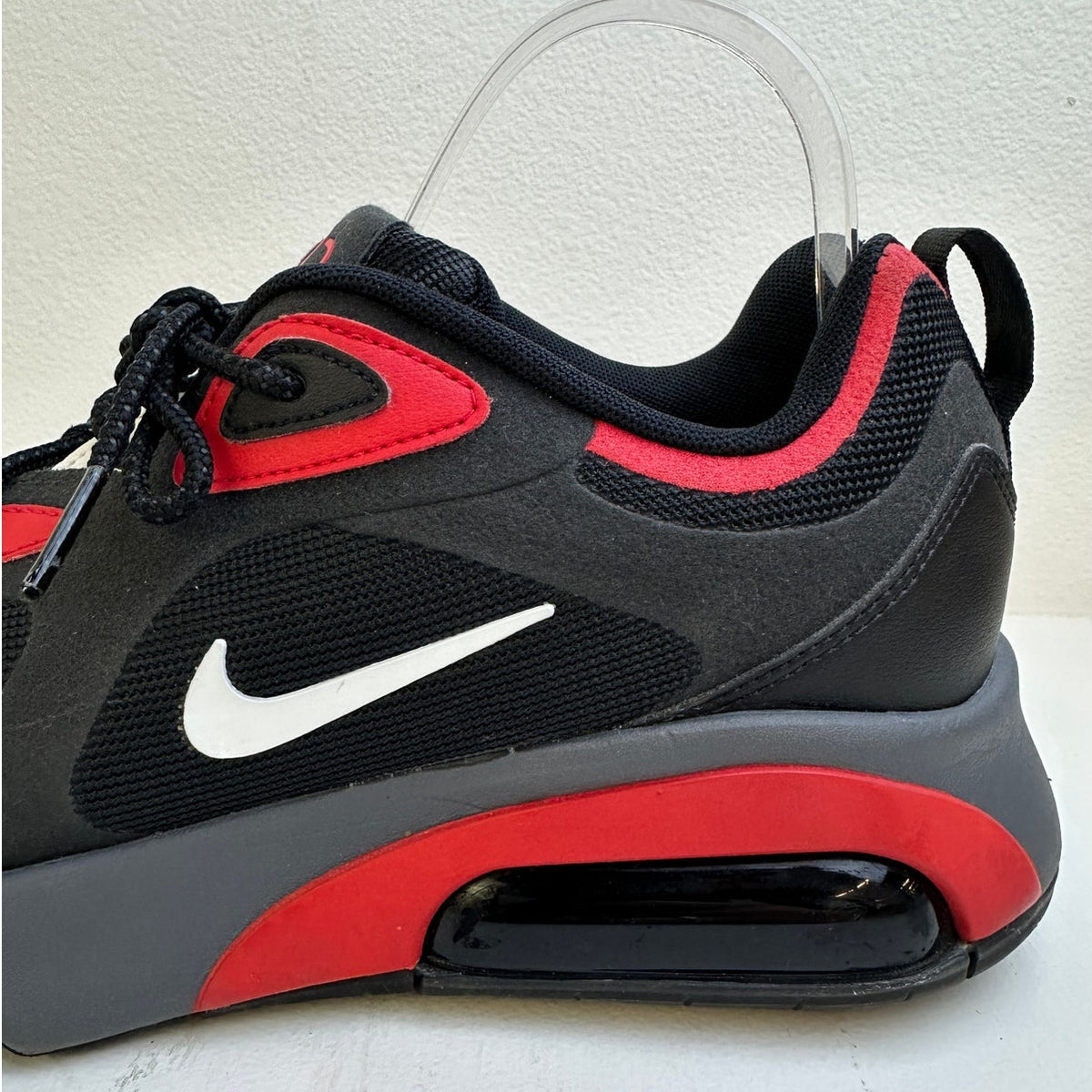Nike Air Max 200 Black University Red (CI3865-002) Sneakers Men's Sz 10.5