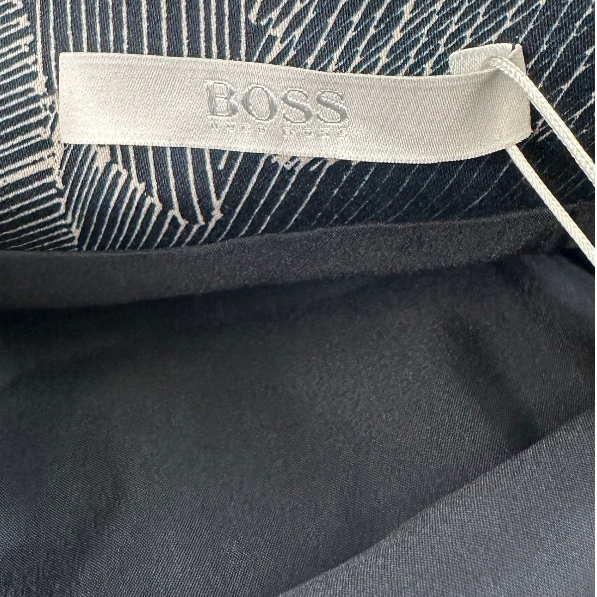Hugo Boss Victyna Navy Blue Linear Floral Sketch A-Line Skirt Women's Sz 4 NWT