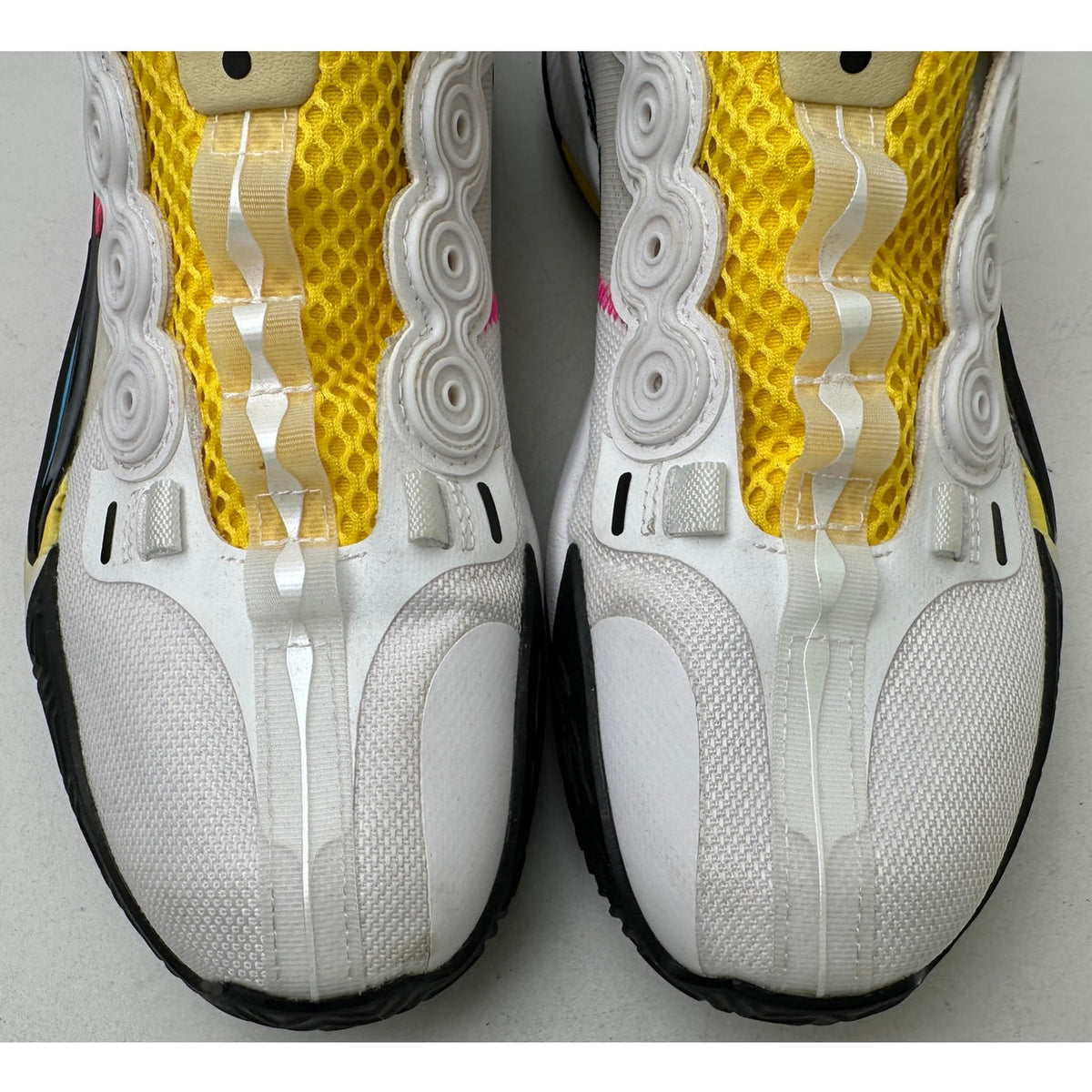 Li-Ning Wade Son of Flash 'Bright Yellow' Basketball Shoes - No Laces Men's Sz 9