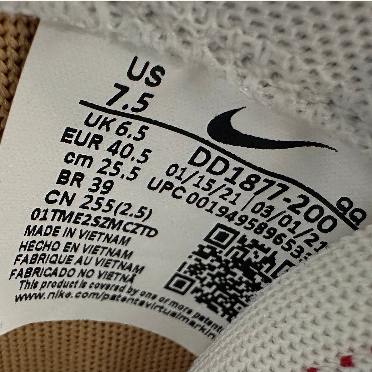 Nike Blazer Low x Sacai British Tan Sneakers Men's Sz 7.5