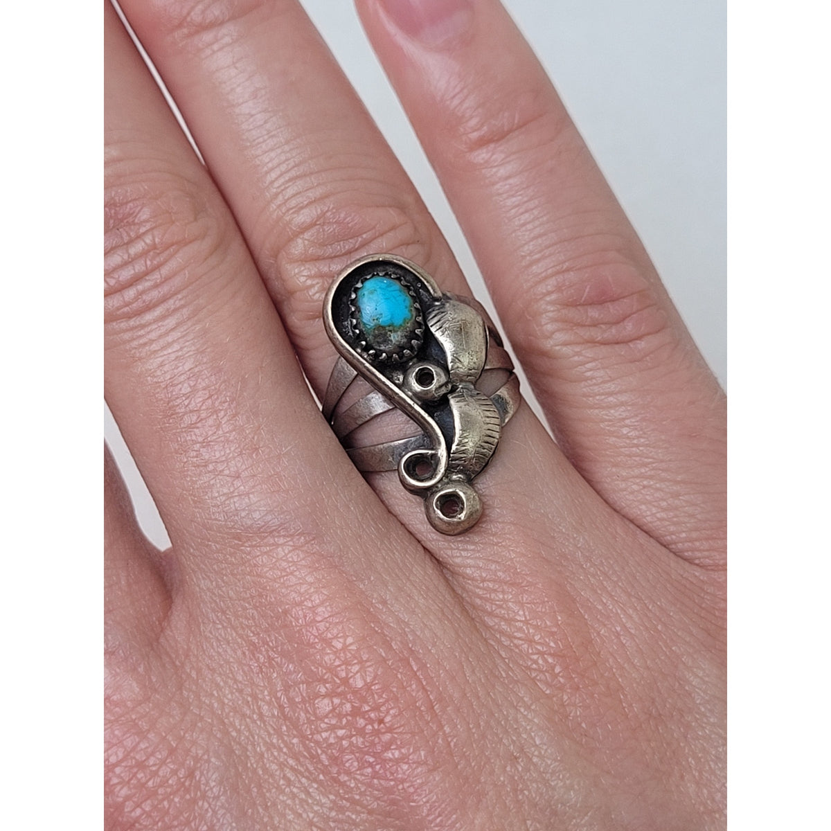 Vintage Navajo Turquoise Sterling Silver Ring Size 6.75