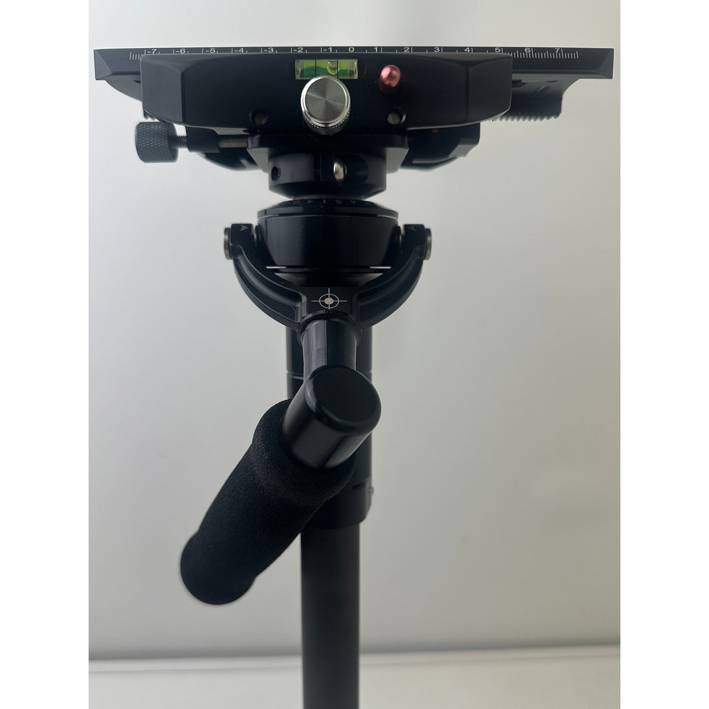 Laing P-4S Carbon Fiber Handheld Mechanical Camera Stabilizer