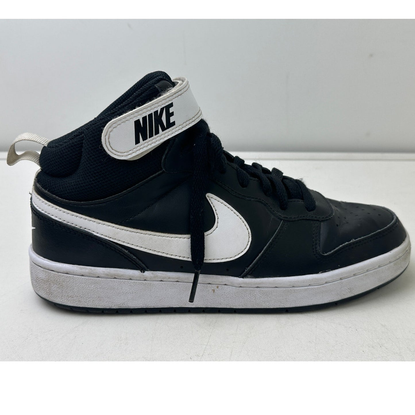 Nike Court Borough Mid 2 Black/White Sneakers Youth Sz 6.5
