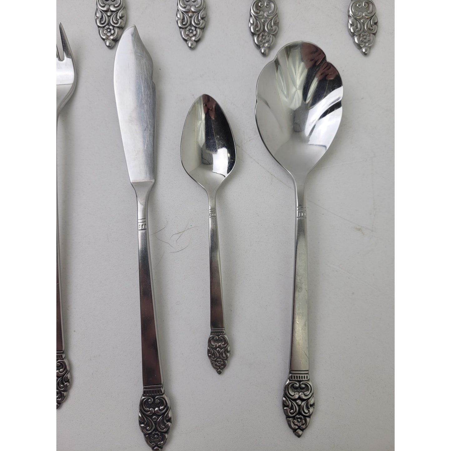 Vintage Oneida Community Stainless Nordic Crown Flatwear Set of 76