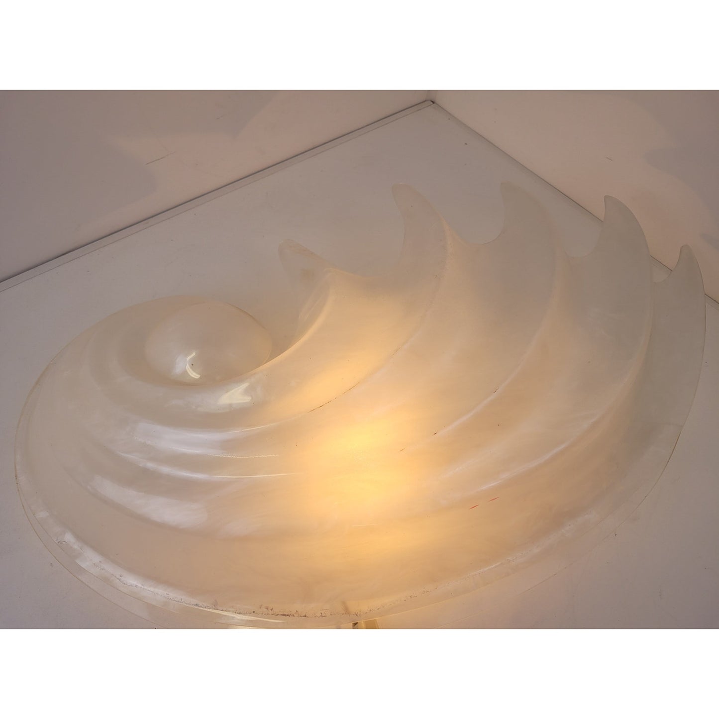 *RARE* Vintage 1970s Large Lucite Seashell Rougier Wall Light