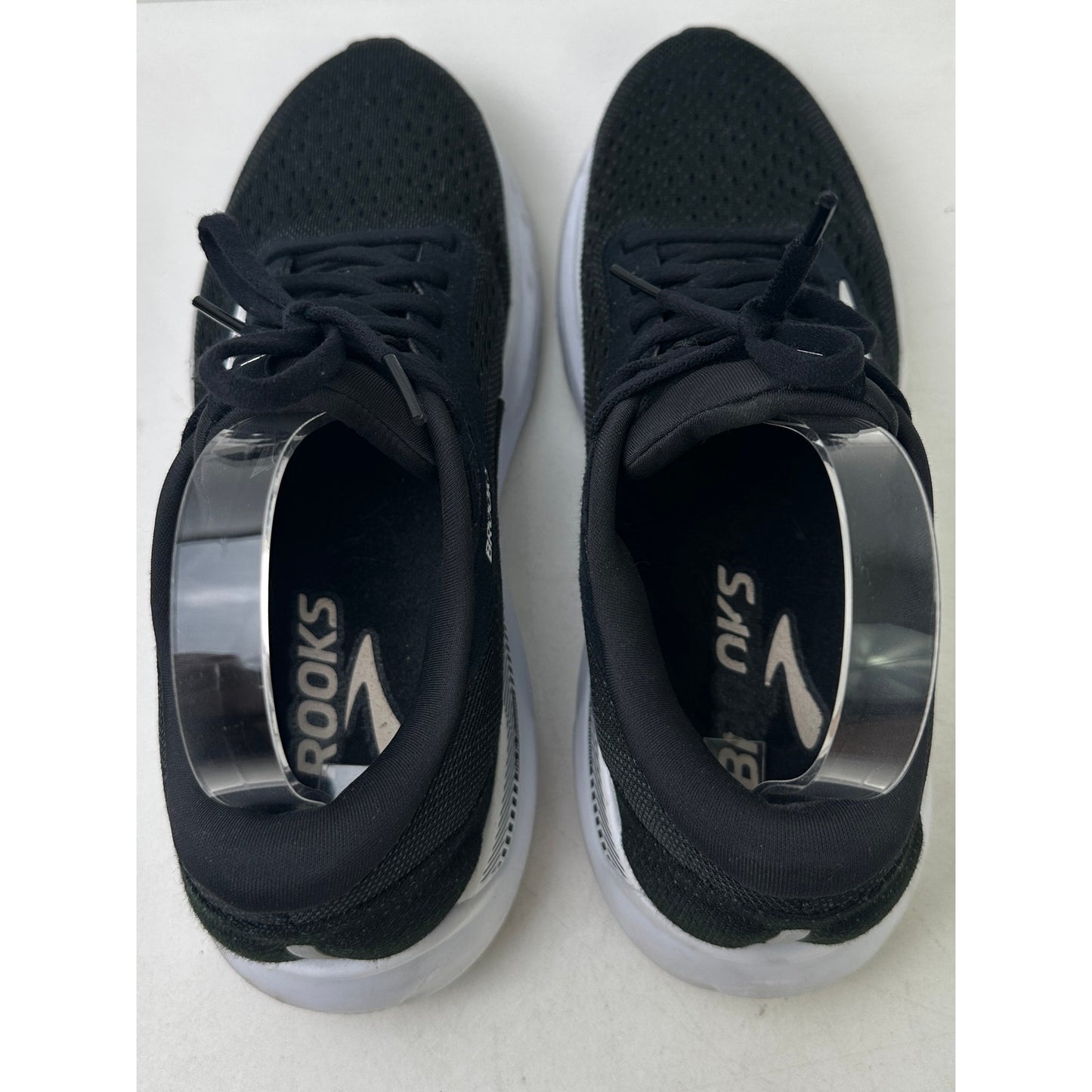 Brooks Adrenaline GTS 24 Black / White Running Shoes Women's Sz 8.5