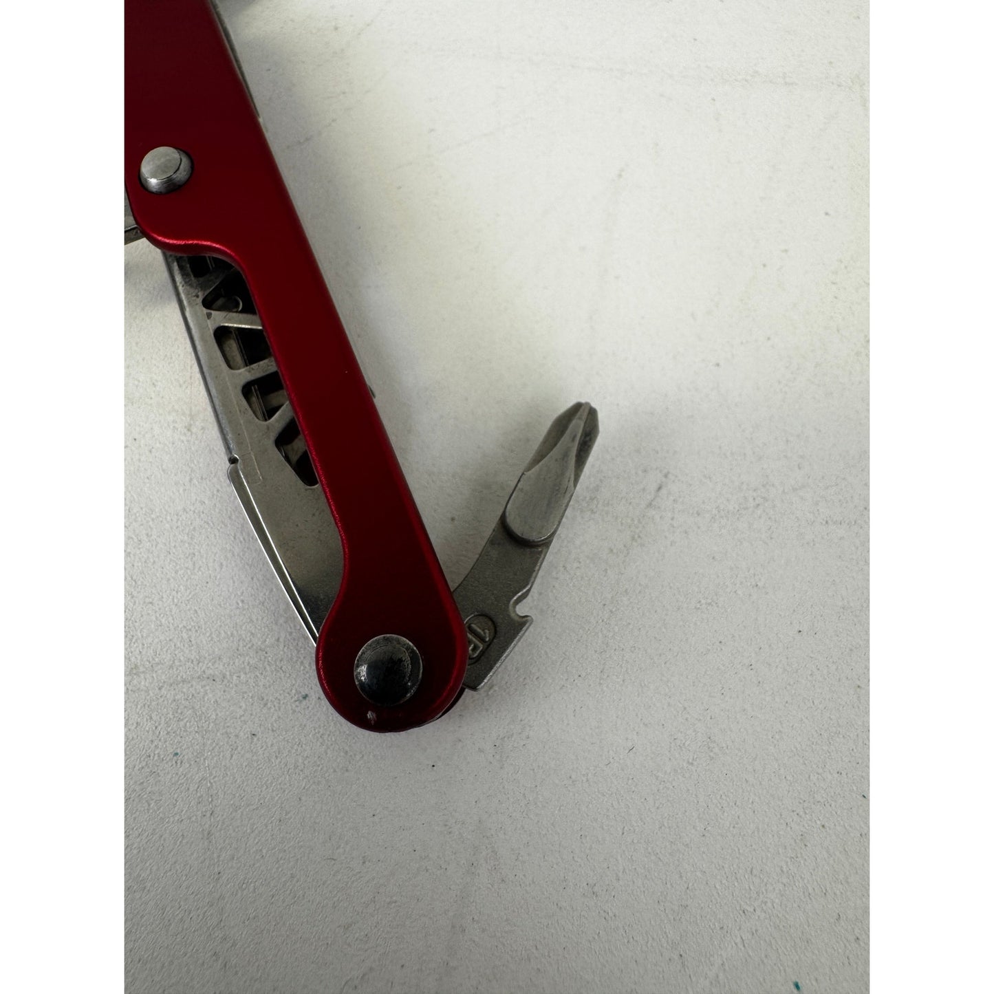 Retired Leatherman Juice C2 RED 1st Gen Multitool