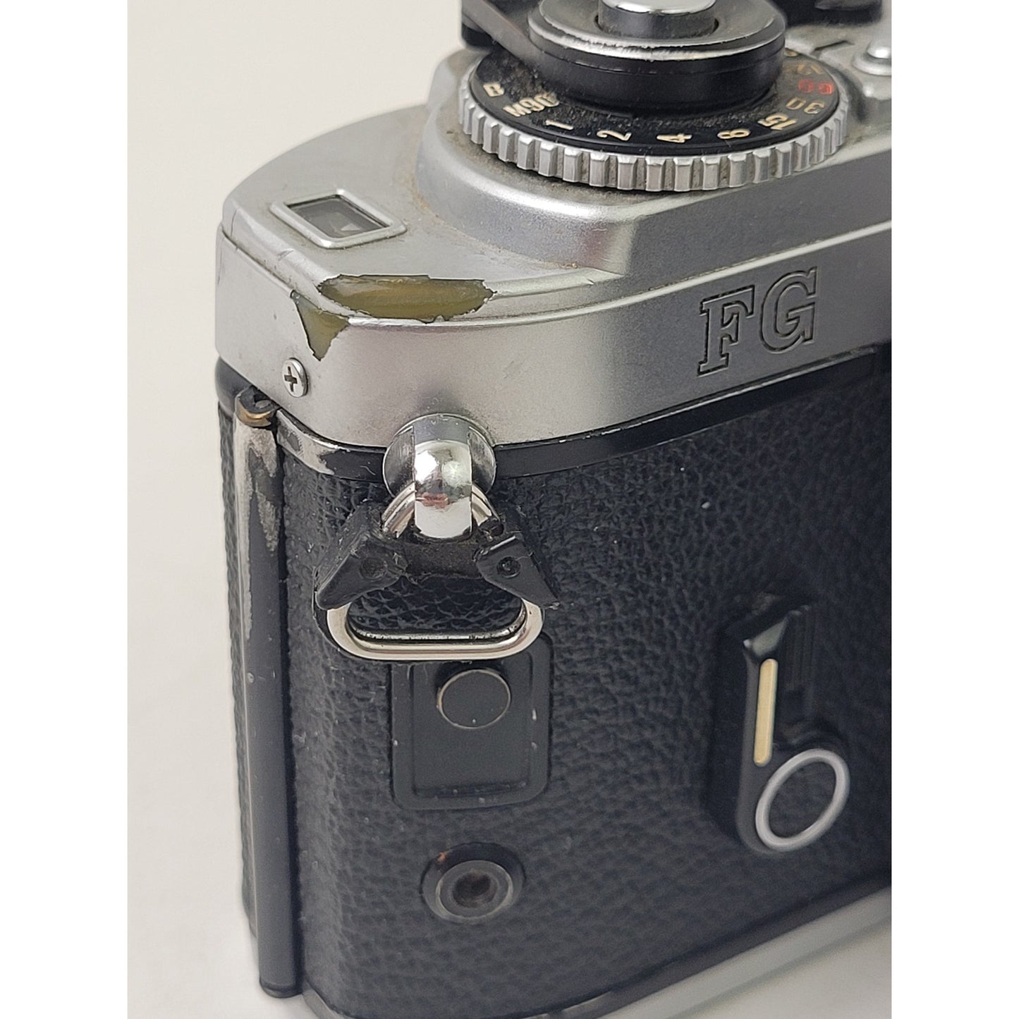 Nikon FG 35mm SLR Camera w 28-70mm f/3.5-5 Lens | Untested