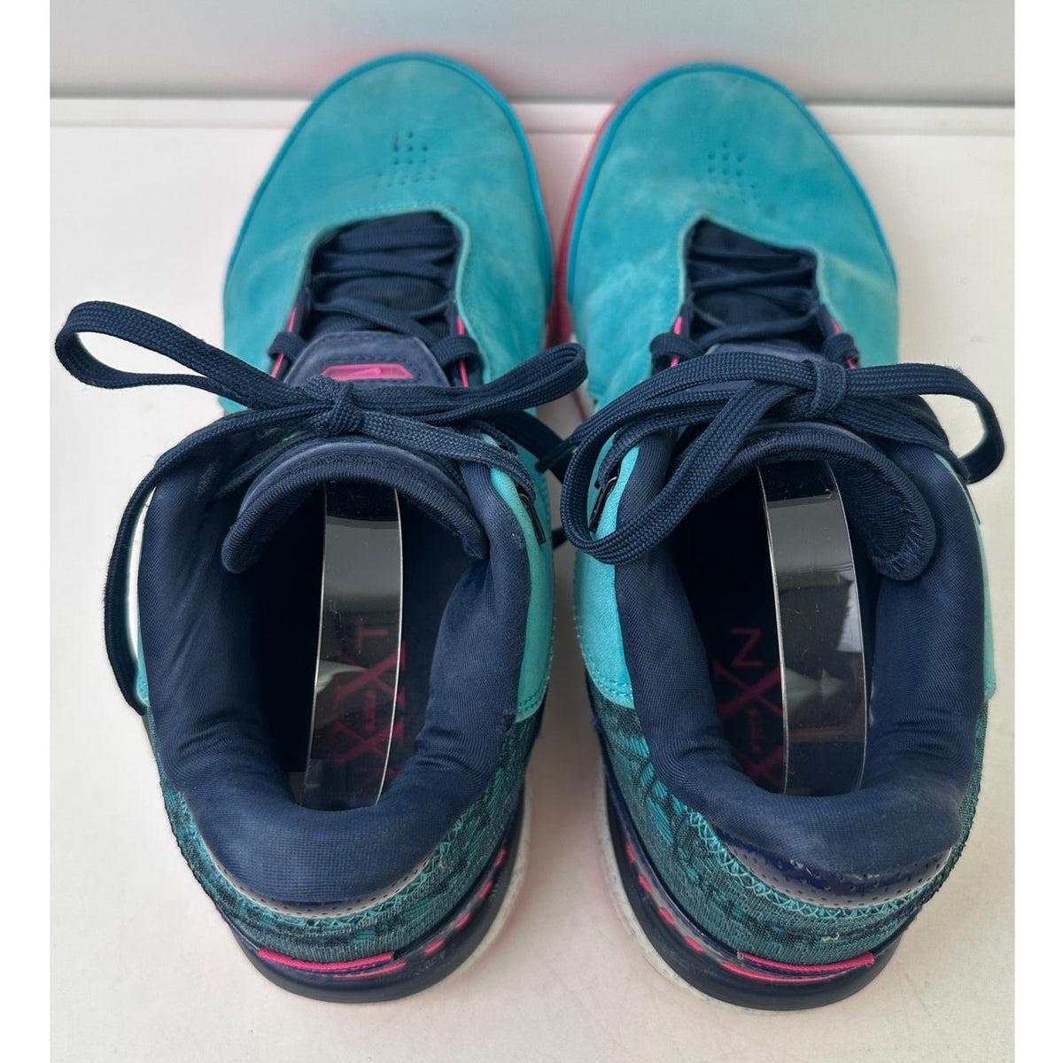Nike Zoom LeBron NXXT Gen AMPD South Beach Sneakers Men's Sz 10.5