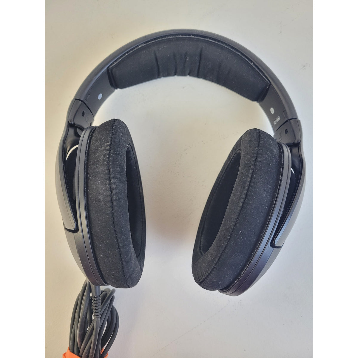 Sennheiser HD 569 Closed-Back Around-Ear Wired Headphones Black | Untested