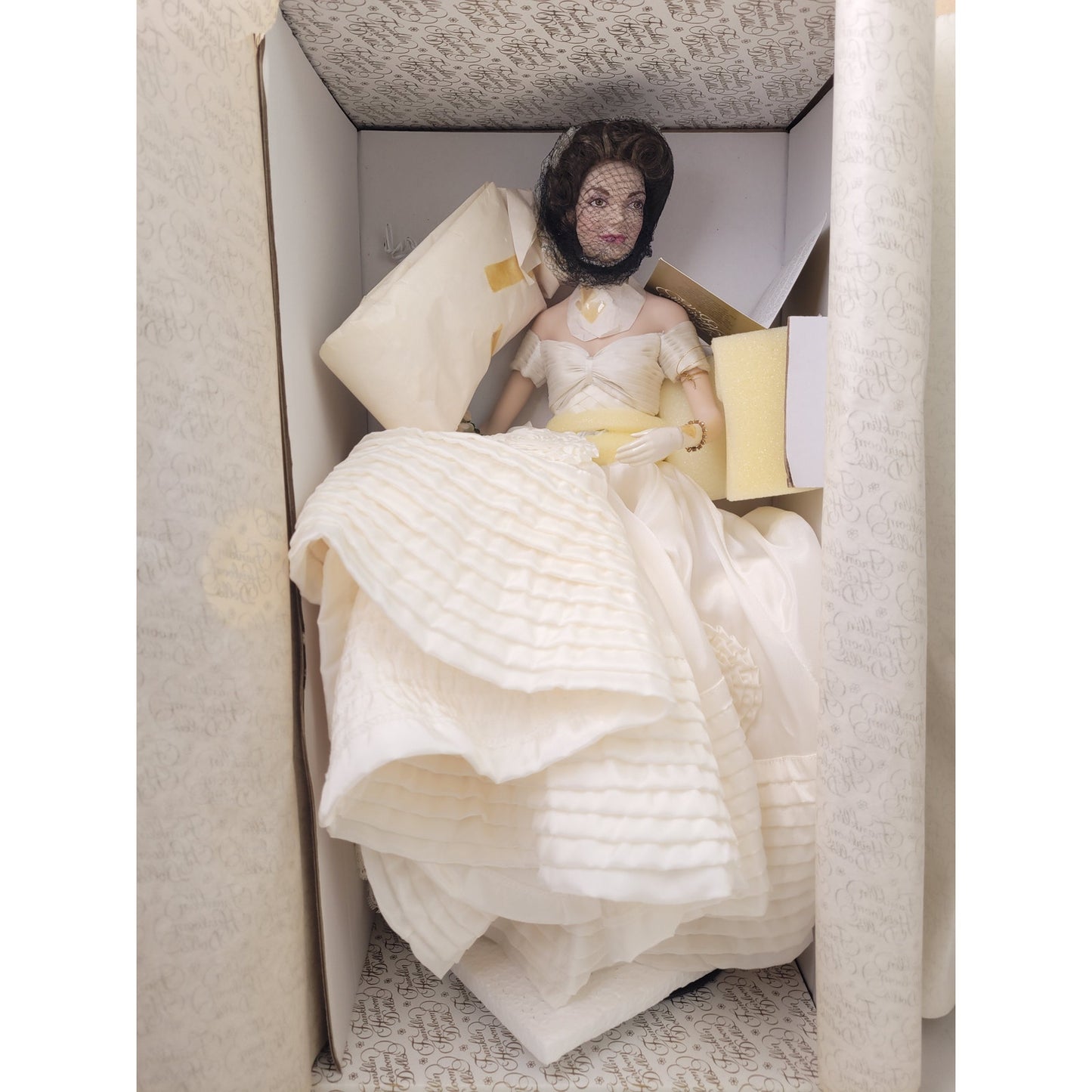 VTG Franklin Mint Heirloom Dolls John & Jackie Kennedy Wedding Porcelain NIB