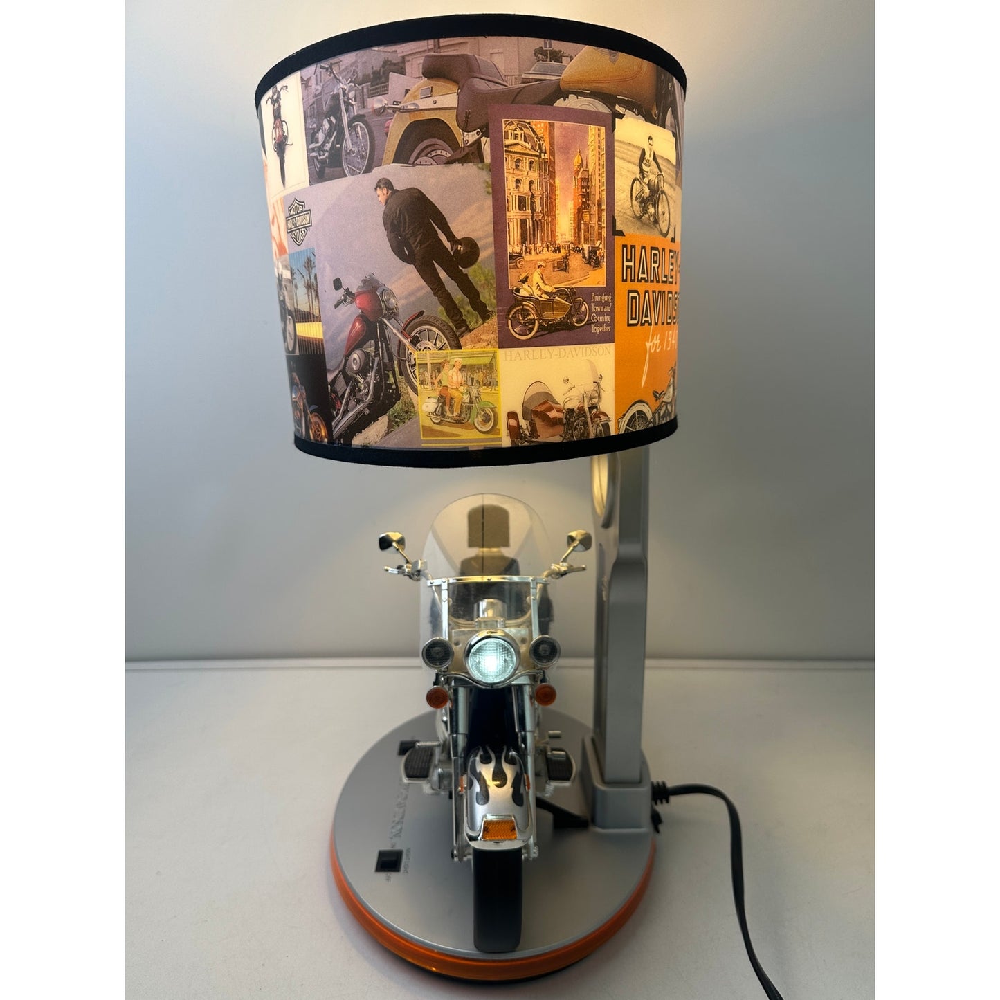 Vintage Harley-Davidson Heritage Softail Table Lamp with Lights and Sound