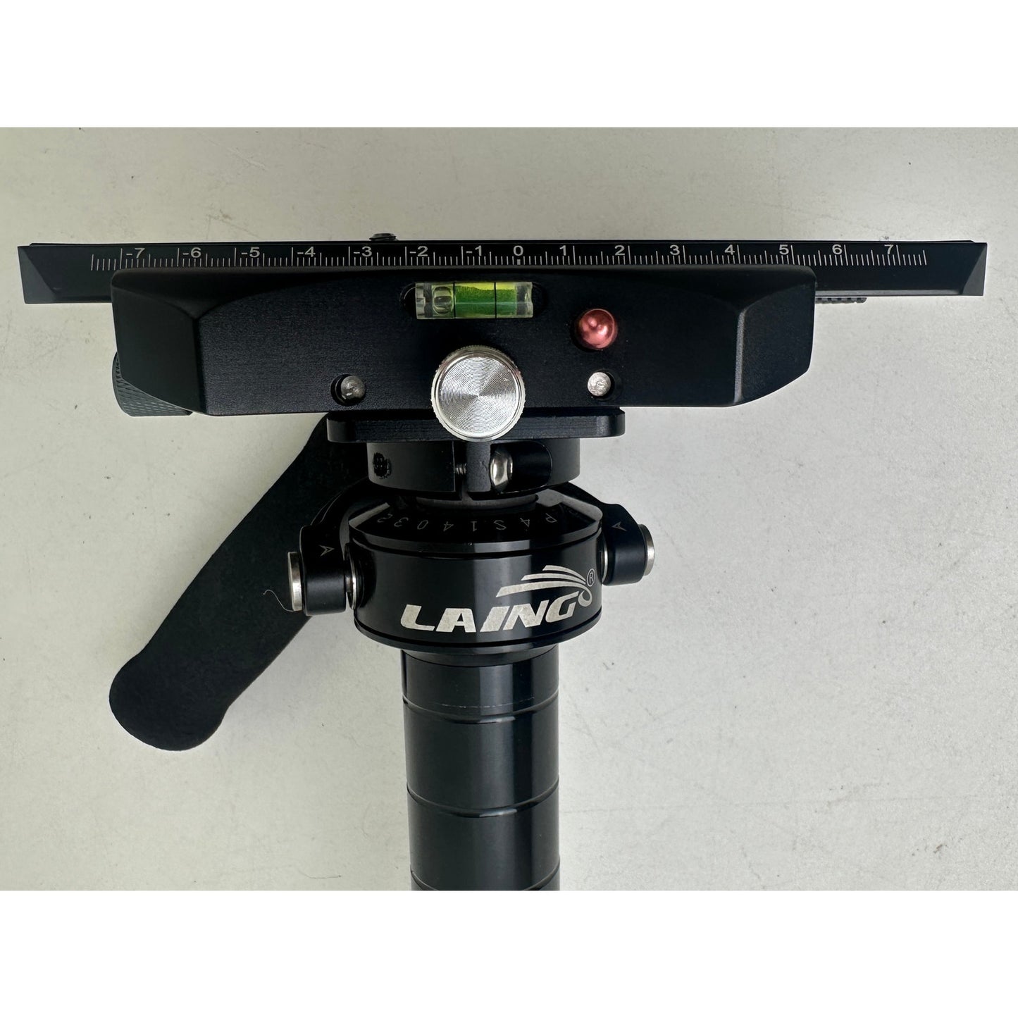 Laing P-4S Carbon Fiber Handheld Mechanical Camera Stabilizer