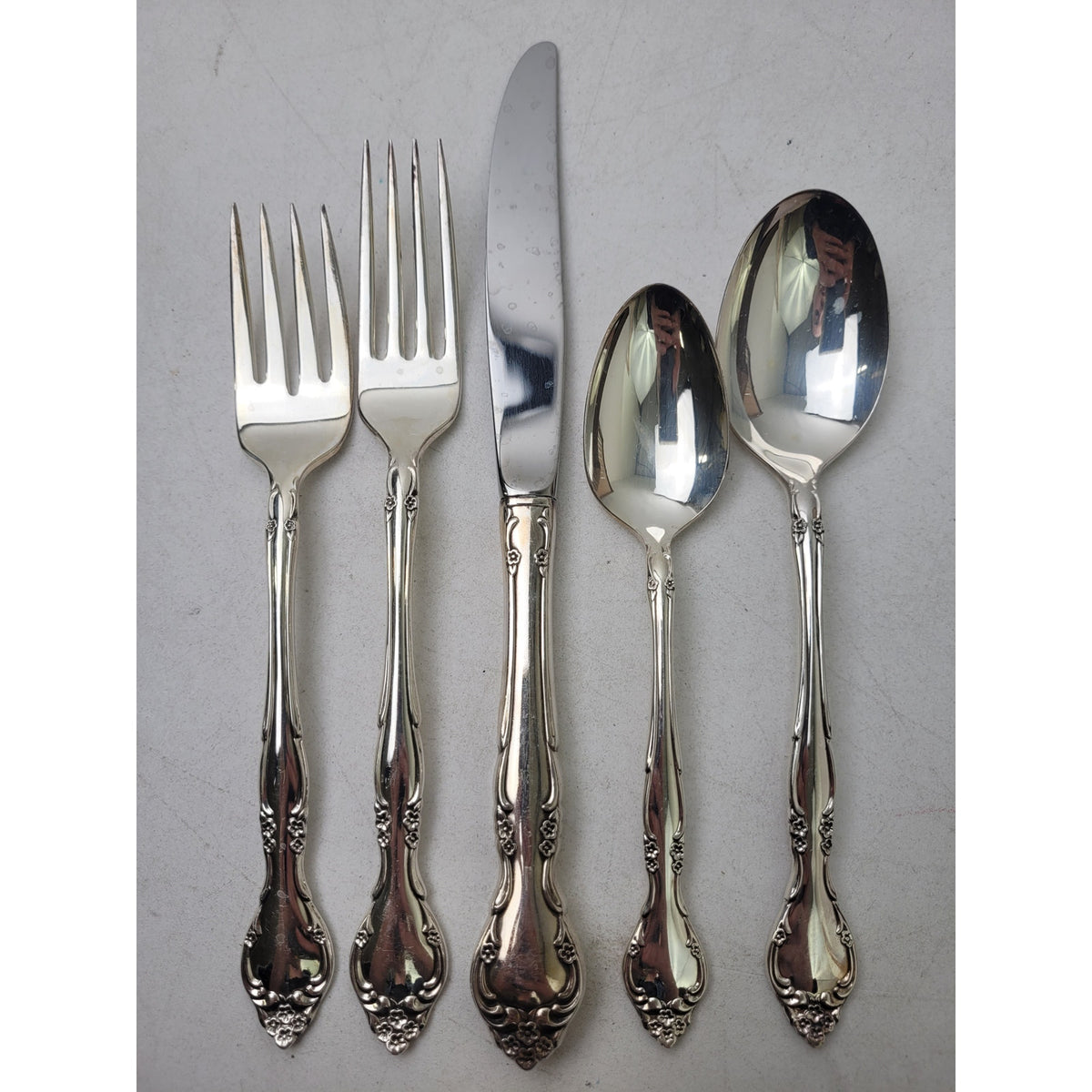 Vintage Oneida Community Silverplate Affection Pattern Flatwear Set of 50
