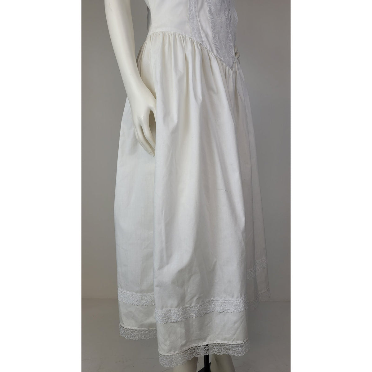 Vintage 1980s Gunne Sax White Off-the-Shoulder Bridal Midi Dress Sz M