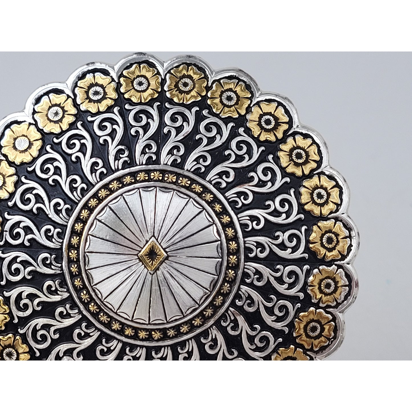 Montana Silversmiths Women's Western Belt Buckle Set of 2 - Silver Plated