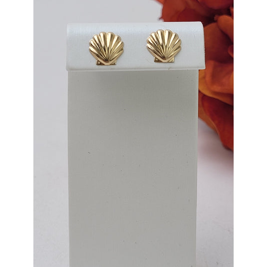 14K Yellow Gold Shell Mermaid Earrings | .5 grams