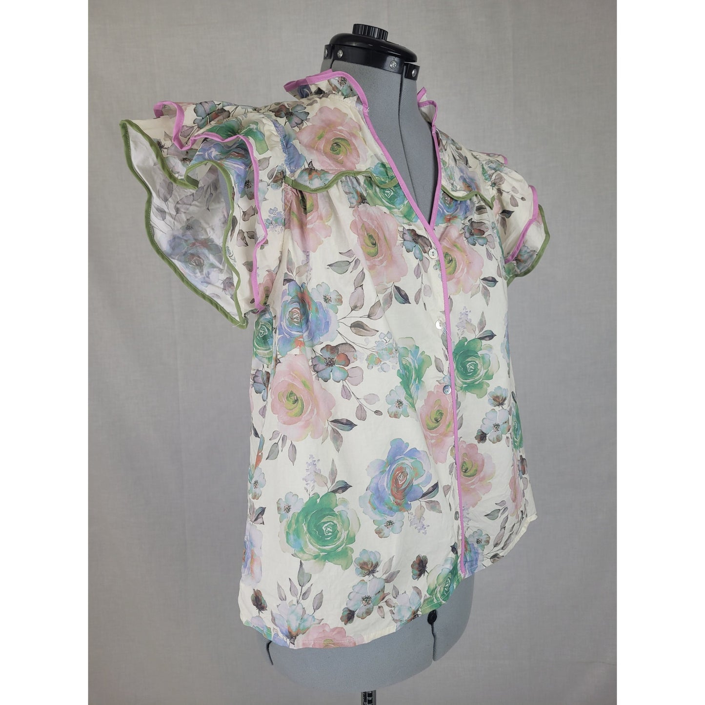 Anthropologie Entro Double Shoulder Ruffle Pastel Floral Print Shirt Sz M