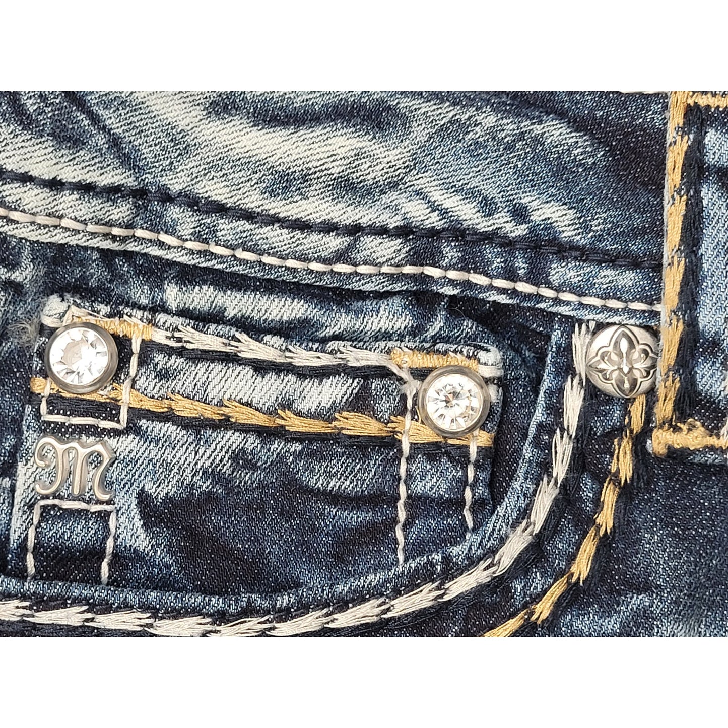 Miss Me Signature Boot Cut Medium Wash Low Rise Jeans Women's Sz 31 NWT
