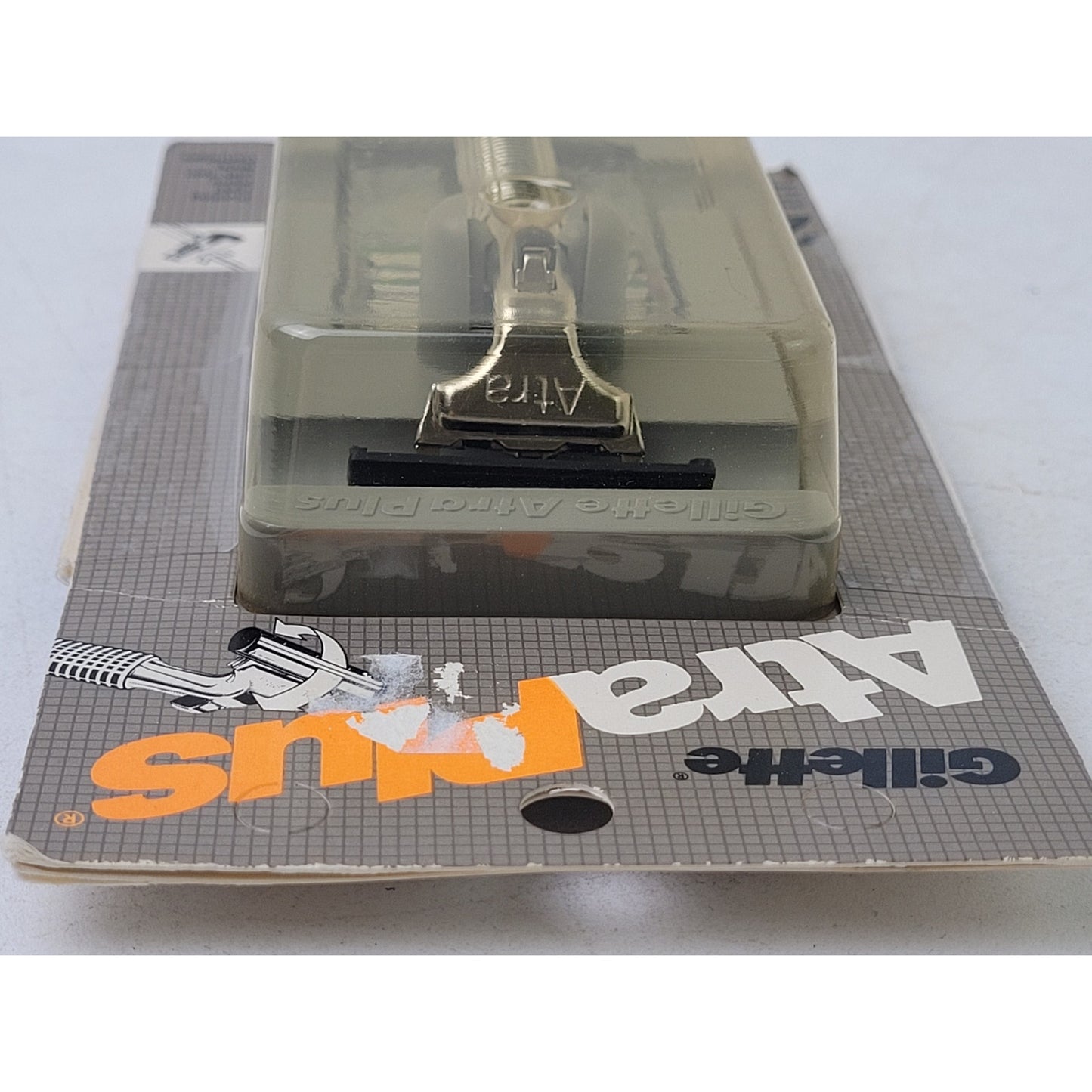 Vintage 1980s Gillette Atra Plus Metal Razor w 6 Cartridges