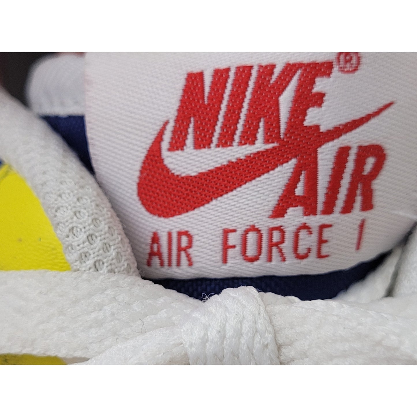 Nike Air Force 1 Low 07 LV8 Sneakers Rubiks White Red Blue Men Sz 10.5