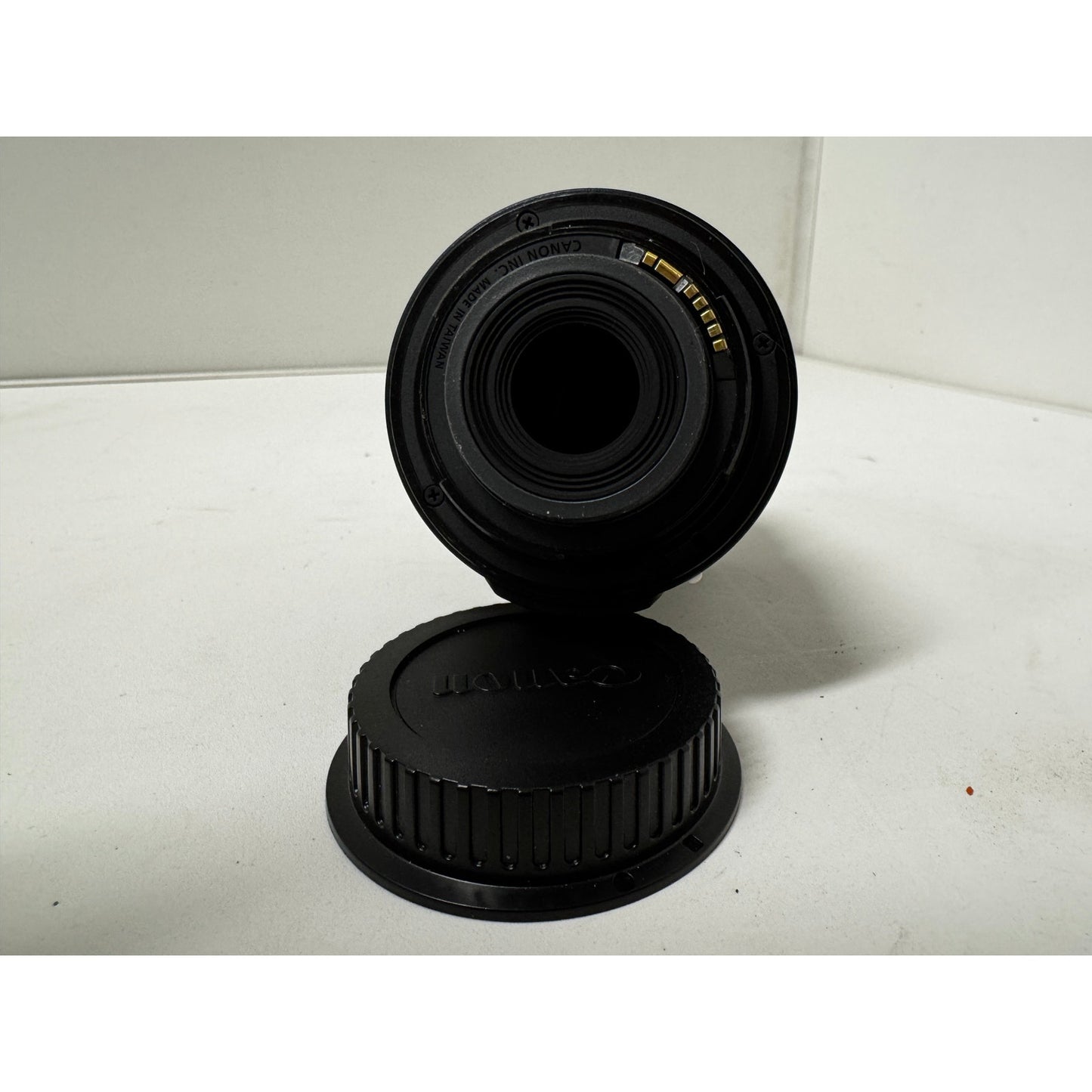 Canon EF-S 18-55mm f3.5-5.6 IS II Lens EFS W/Tiffen 58mm UV Filter