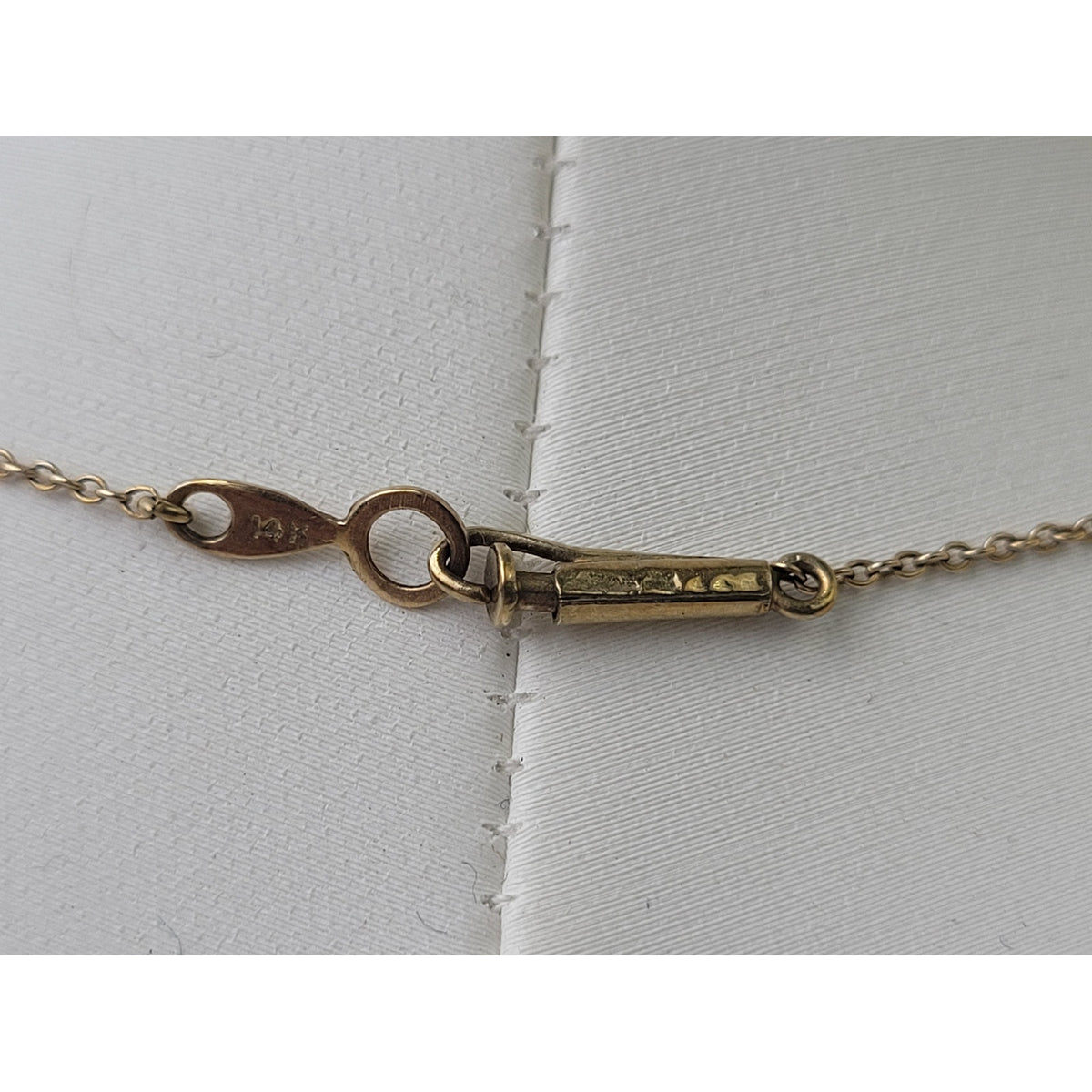 14K Yellow Gold Art Nouveau Genuine Peridot & Seed Pearl Bow Drop Necklace w Box