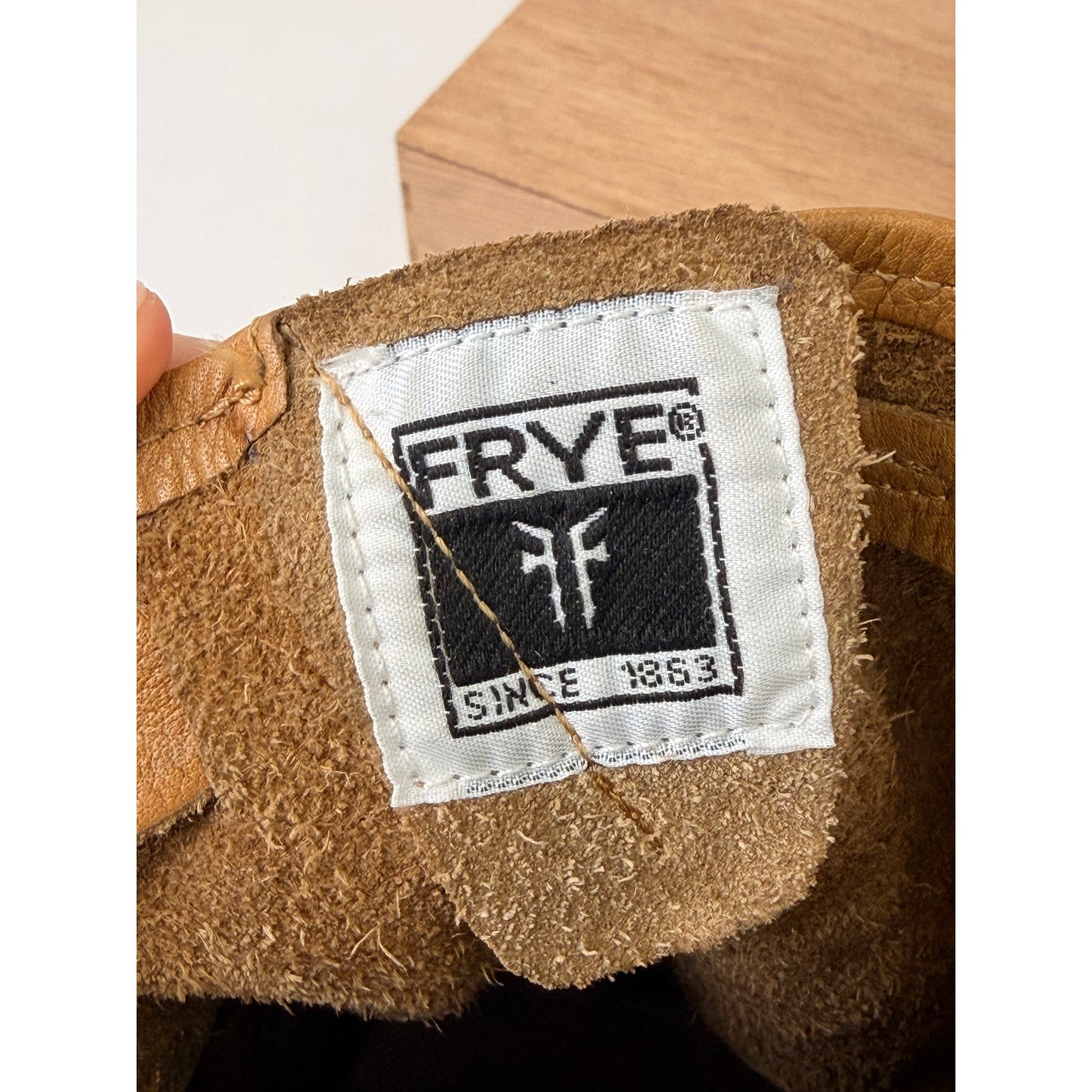 Women's Frye Boots Sz 8.5 Color Yellow