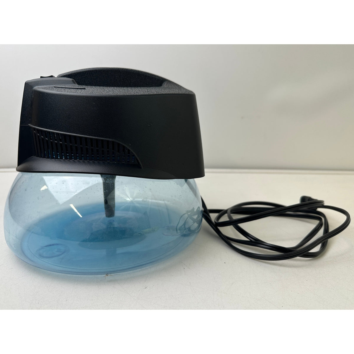 Rainbow Rainmate IL AP-2 Illuminated Water Air Freshener Diffuser + 2 Fragrances