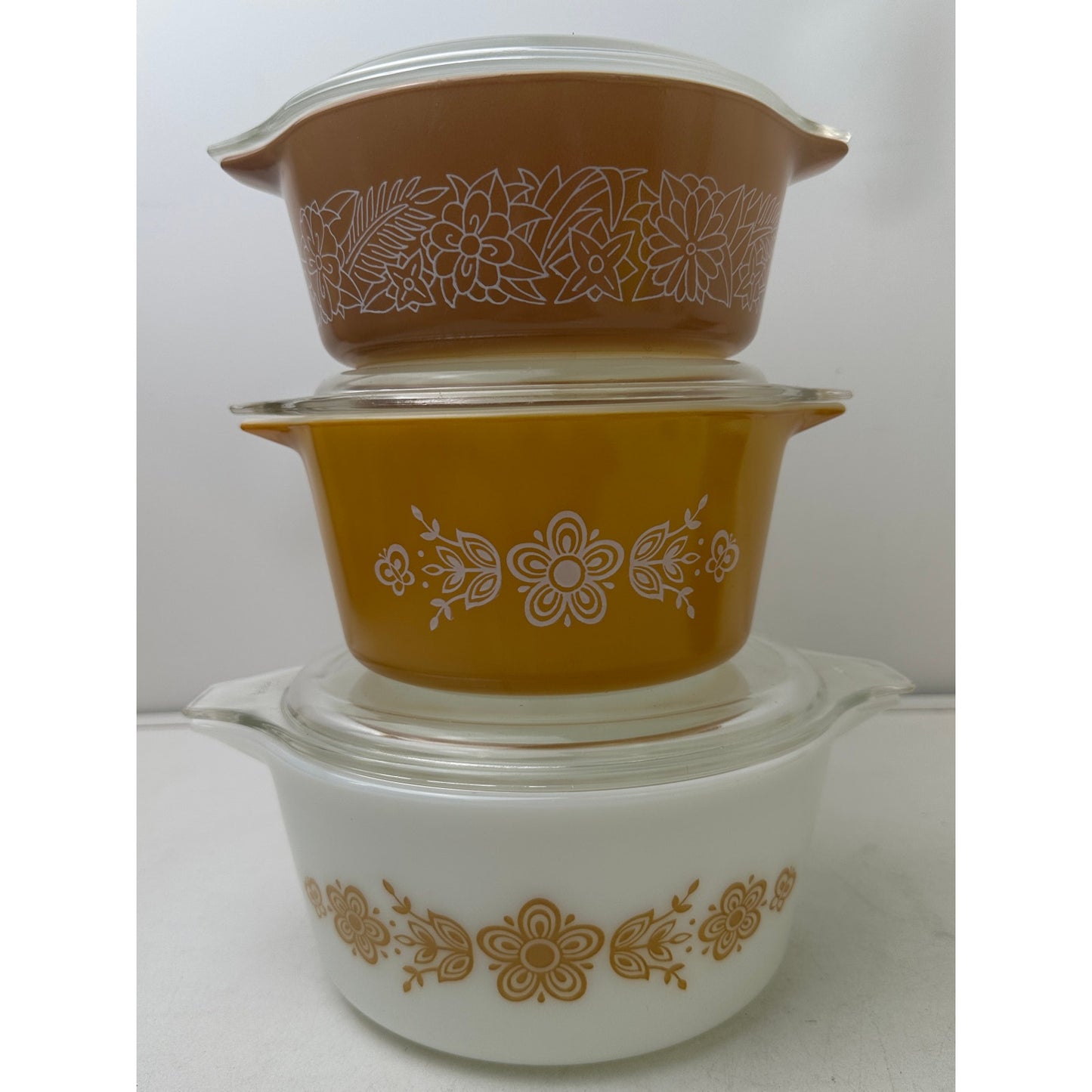 VTG Pyrex Mixed Casserole Set - Woodland Brown & Floral Butterfly Gold W/ Lids