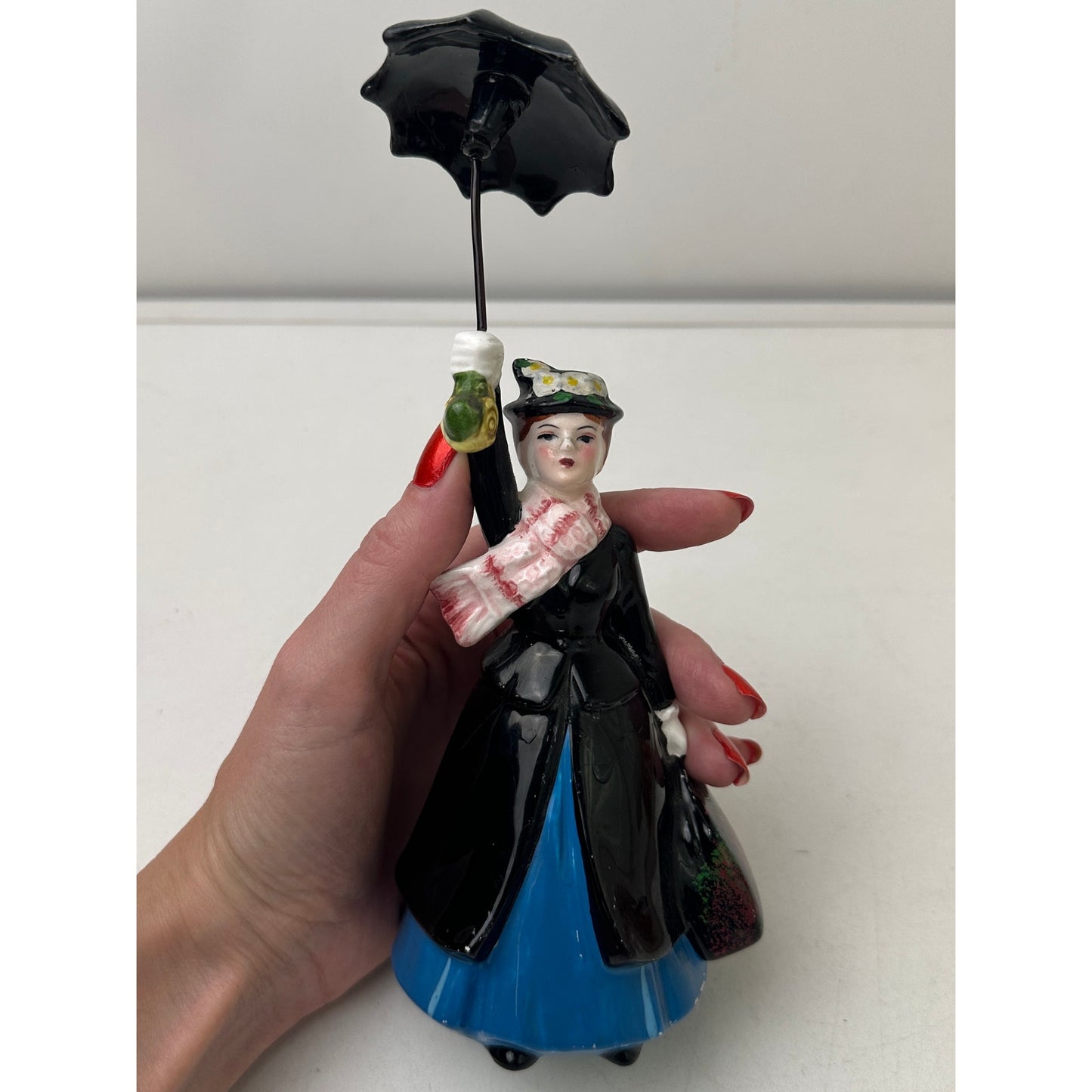 Vintage Disney Mary Poppins Ceramic Figurine W/ Umbrella