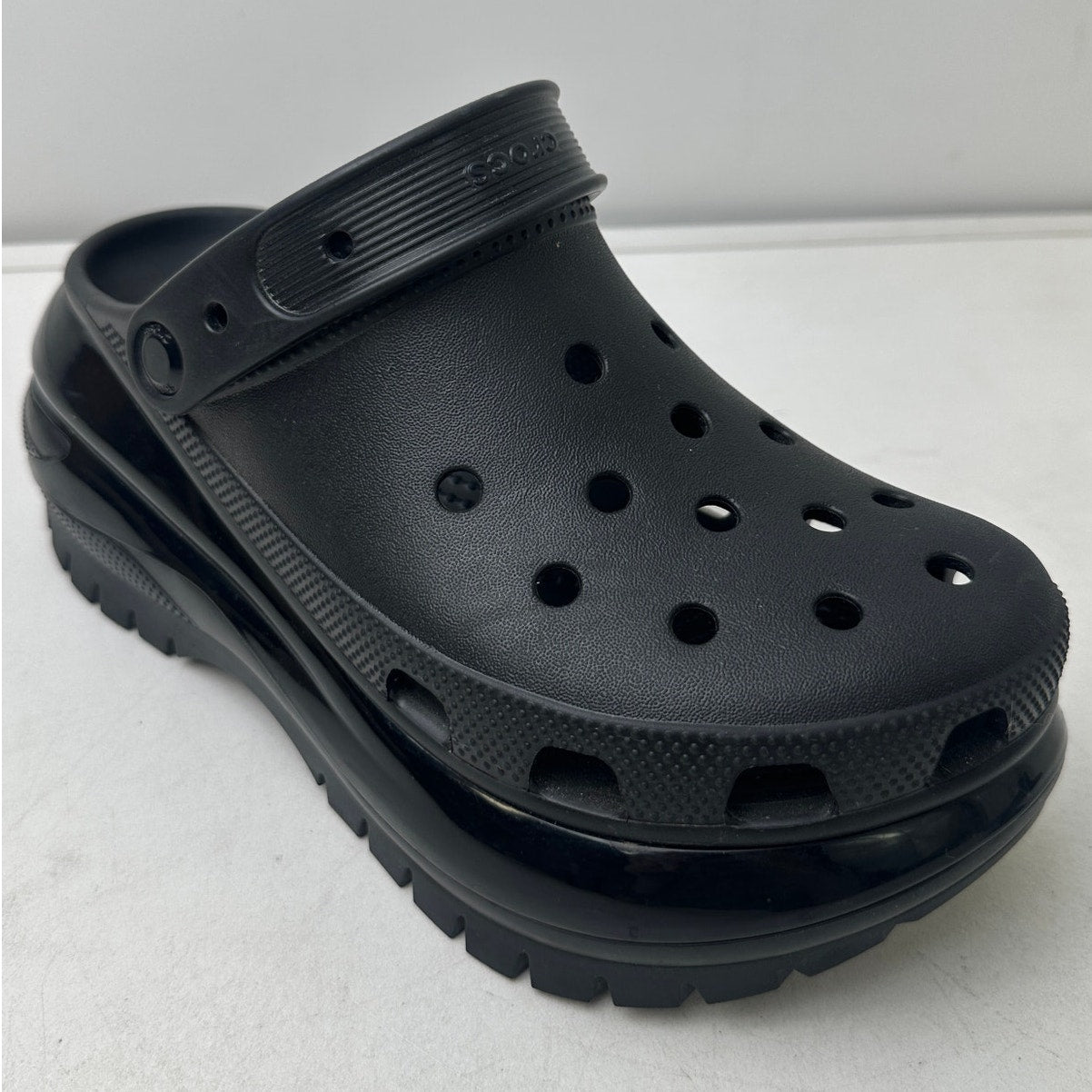 Crocs Classic Mega Crush Black Clogs Women's Sz 8