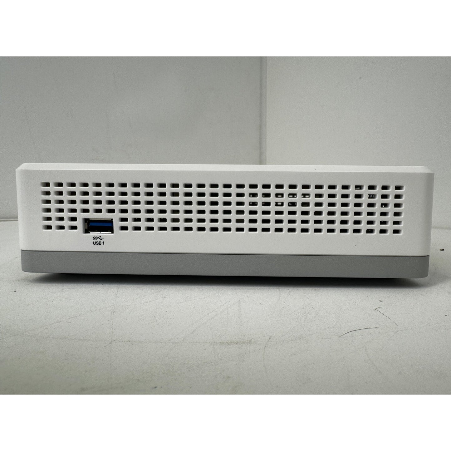 Dell EMC VMware Edge 610 Network Accelerator Switch (Power Tested)