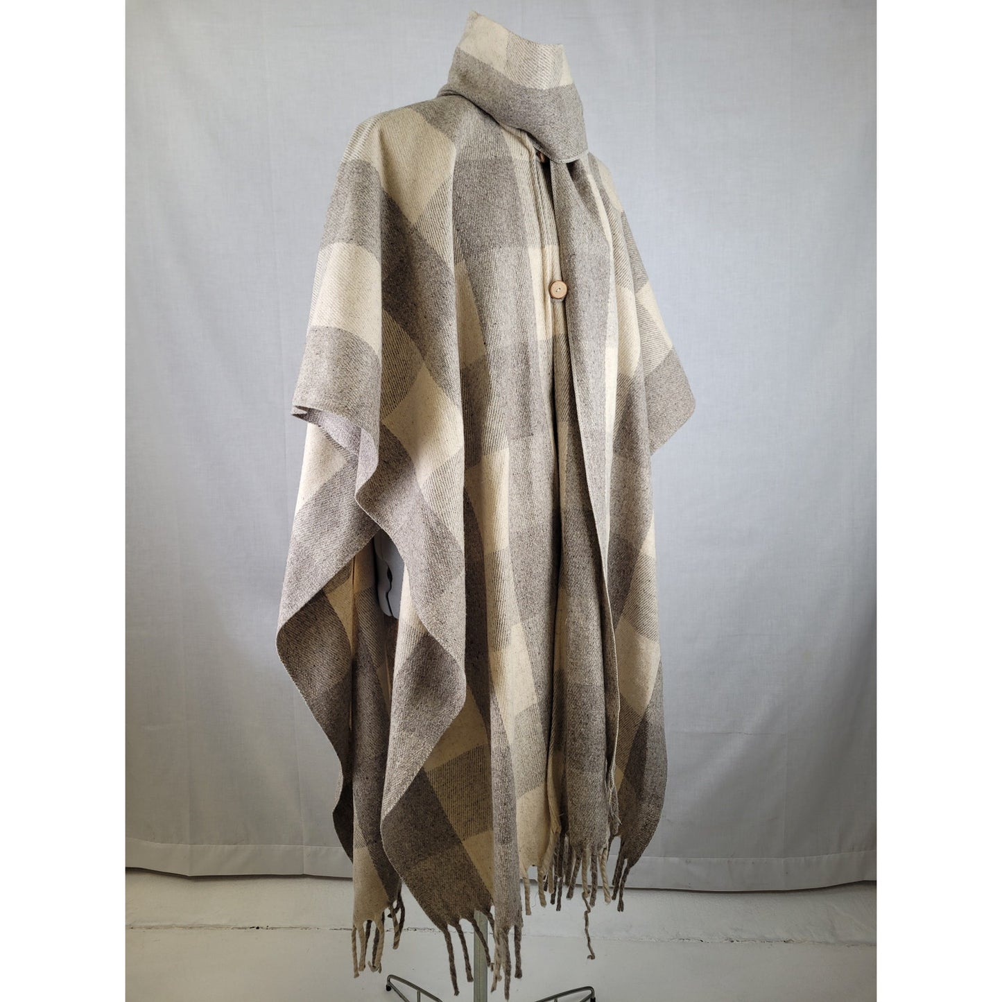 1950s-60s Plaid Wool Cape Poncho Fringe Neck Tie | One Size