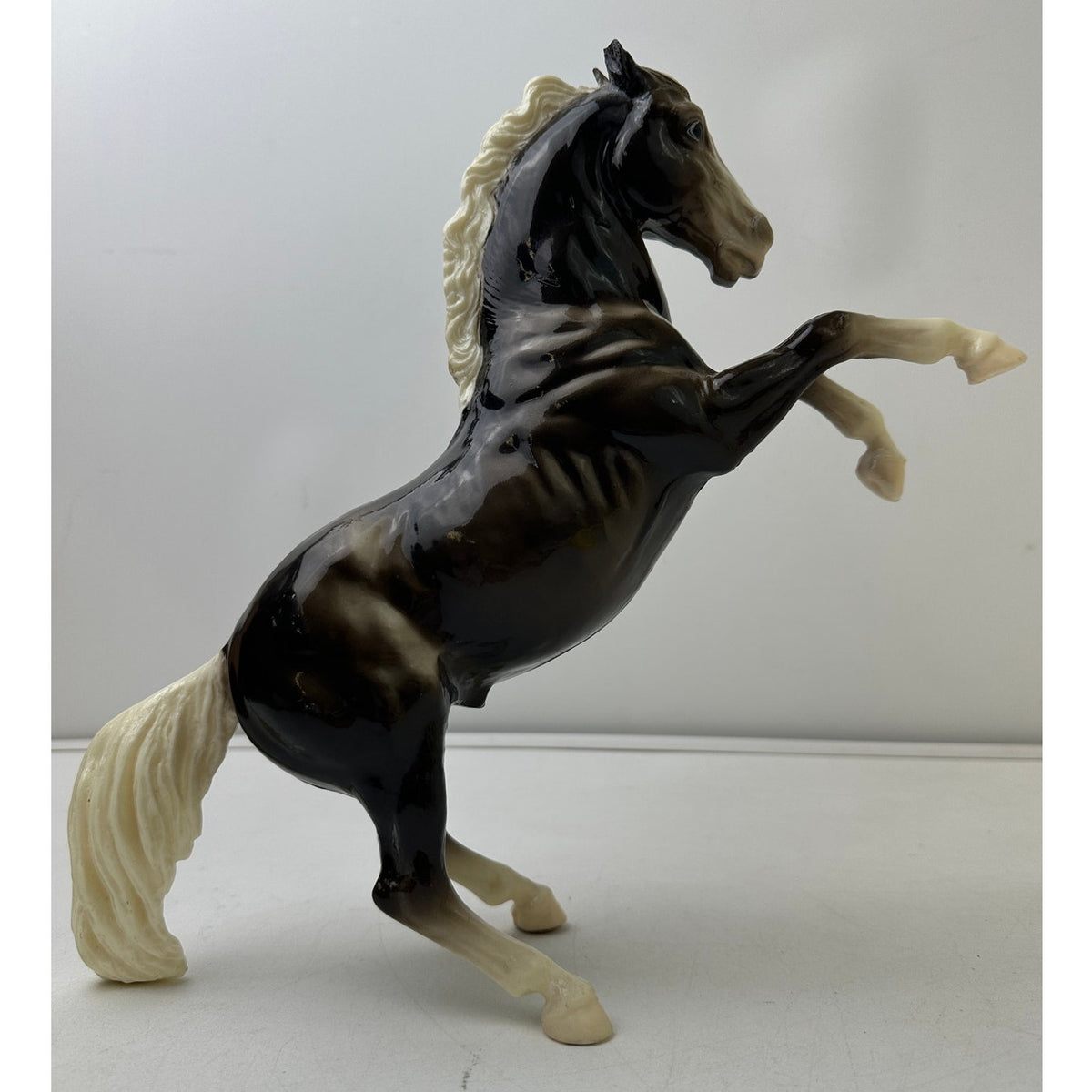 Vintage Breyer "King" Fighting Stallion #34 Glossy Charcoal Figurine