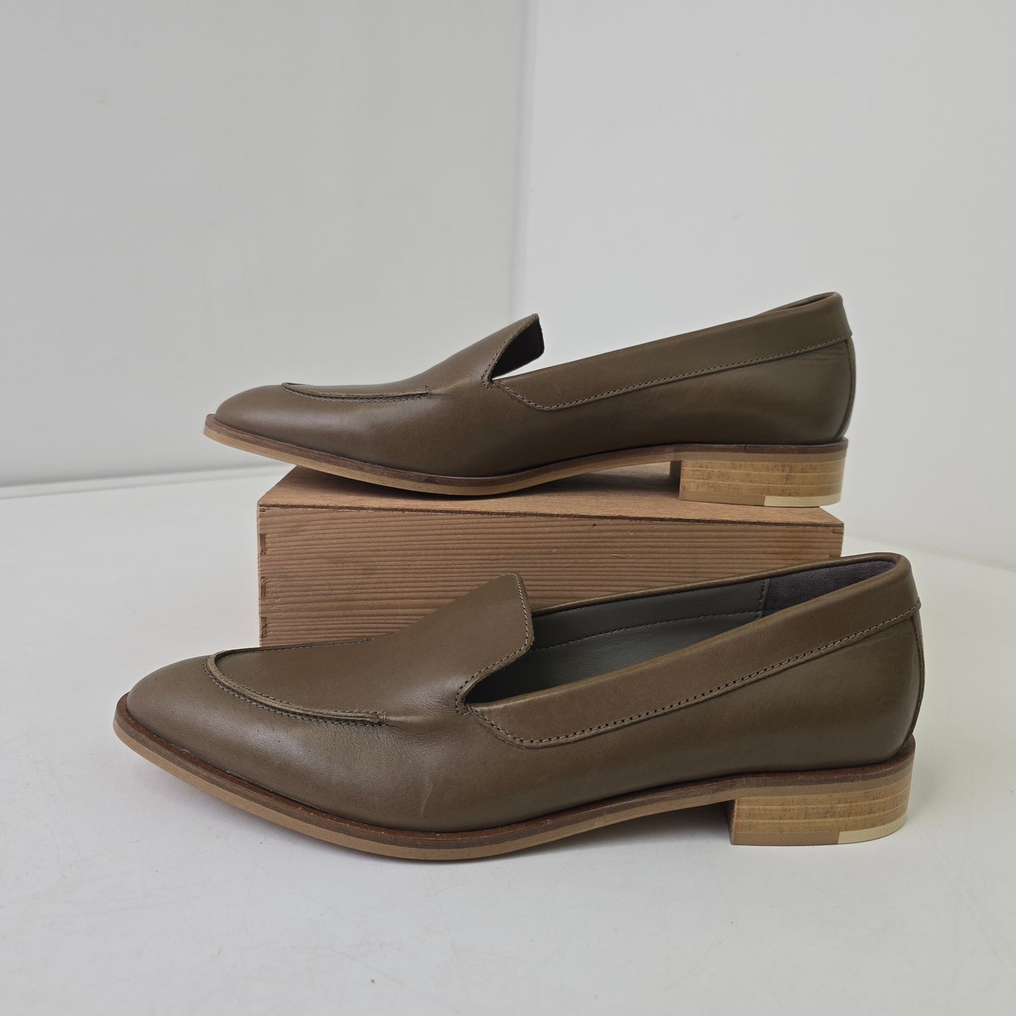 Women's Everlane The Modern Loafer Size: 10.5