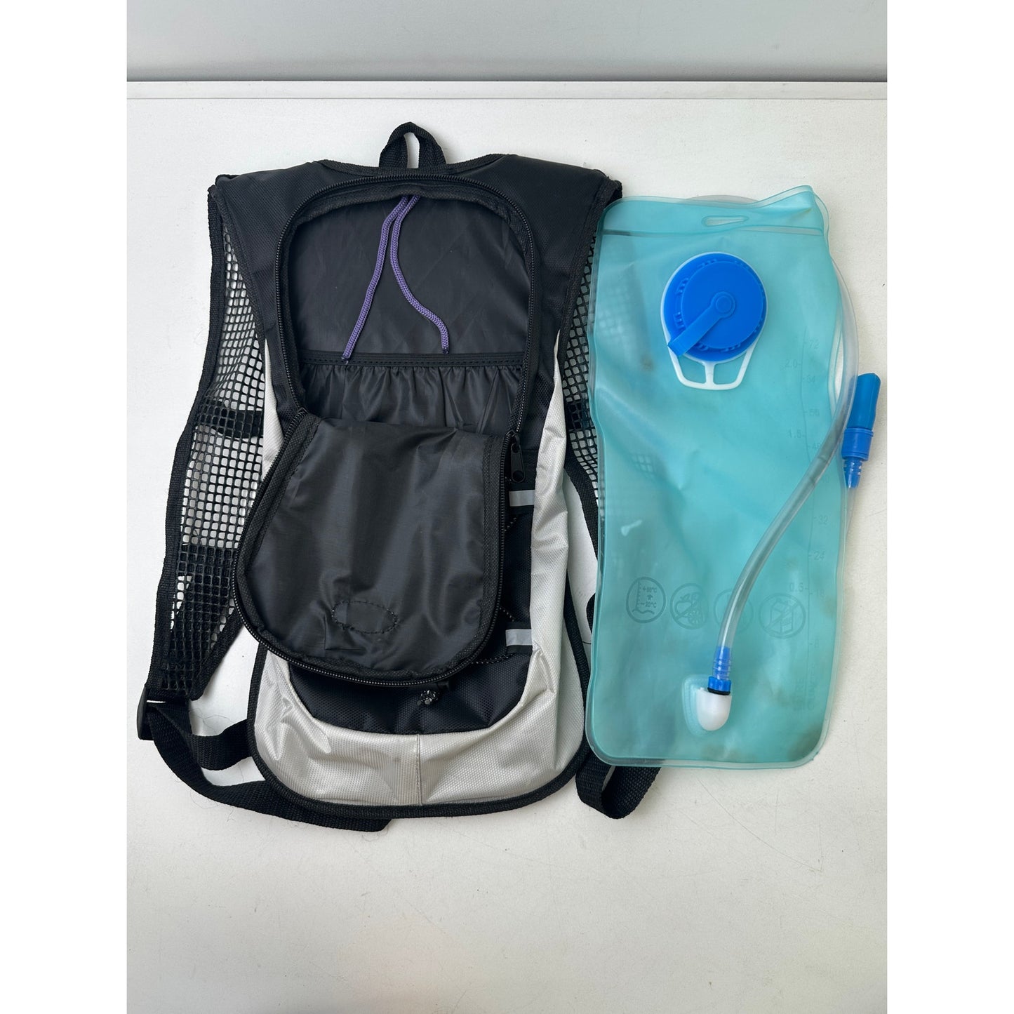 Juboury Lightweight Black/Silver Hydration Backpack W/ 2L Water Bladder