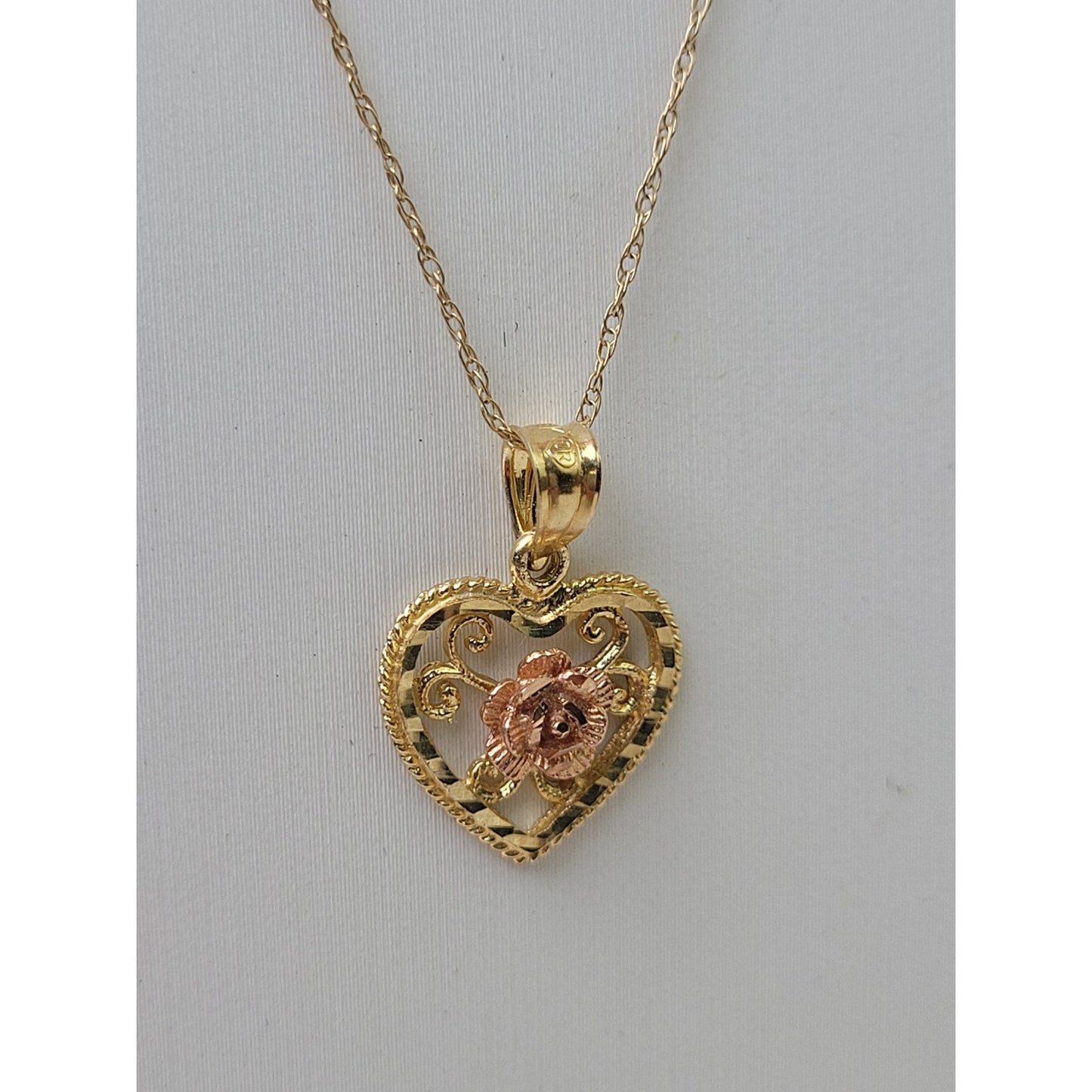 14K Black Hills Gold Rose & Heart Pendent on 10K Yellow Gold Dainty Chain