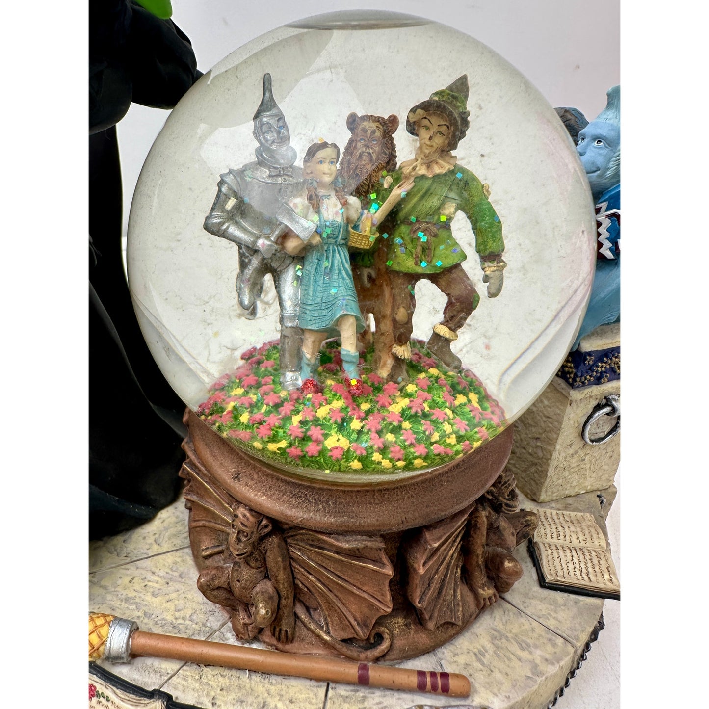 Vintage San Francisco Music Box Company Wizard of Oz Wicked Witch Crystal Ball Musical Snow Globe