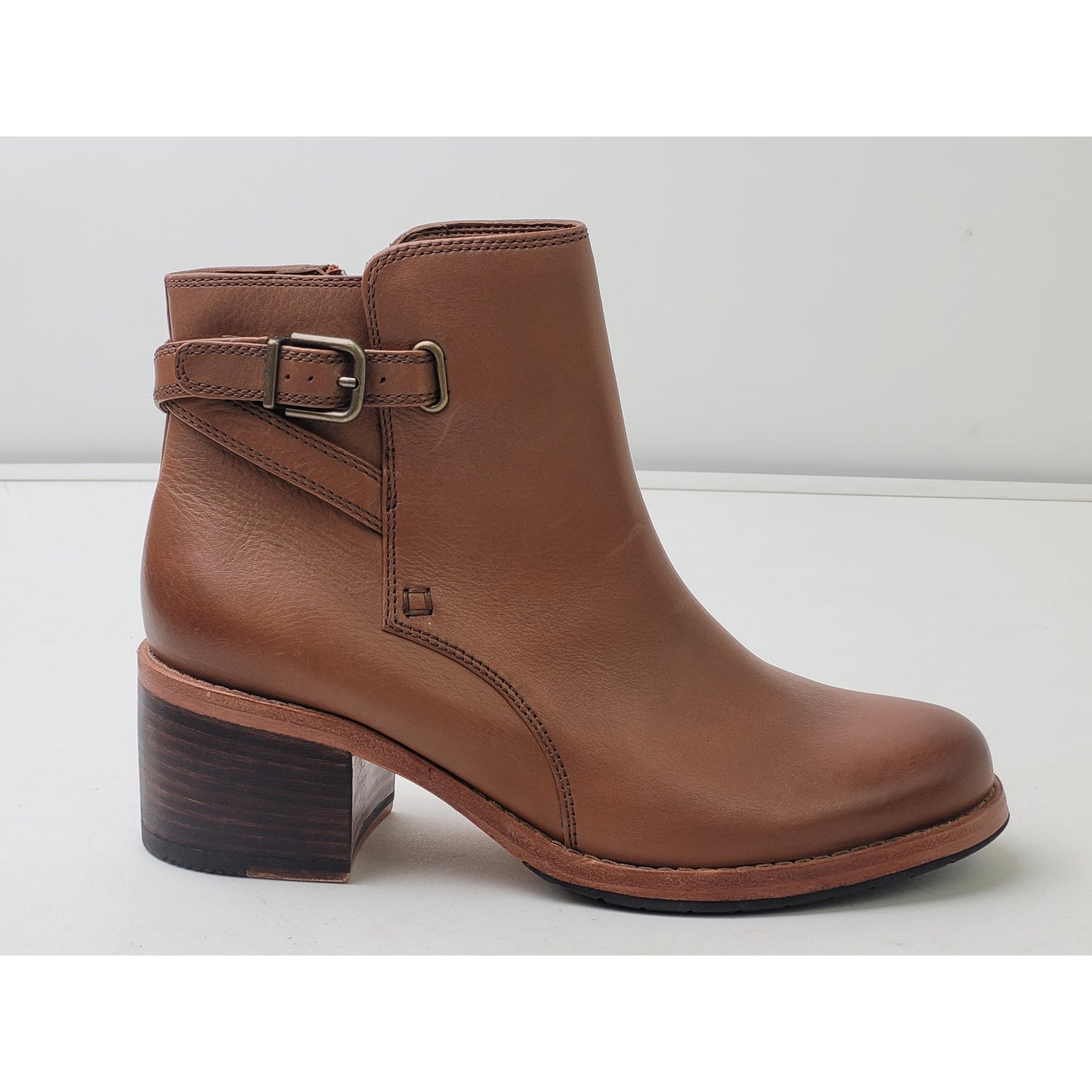 Clarks Jax Dark Tan Leather Heeled Booties Women's Sz 6