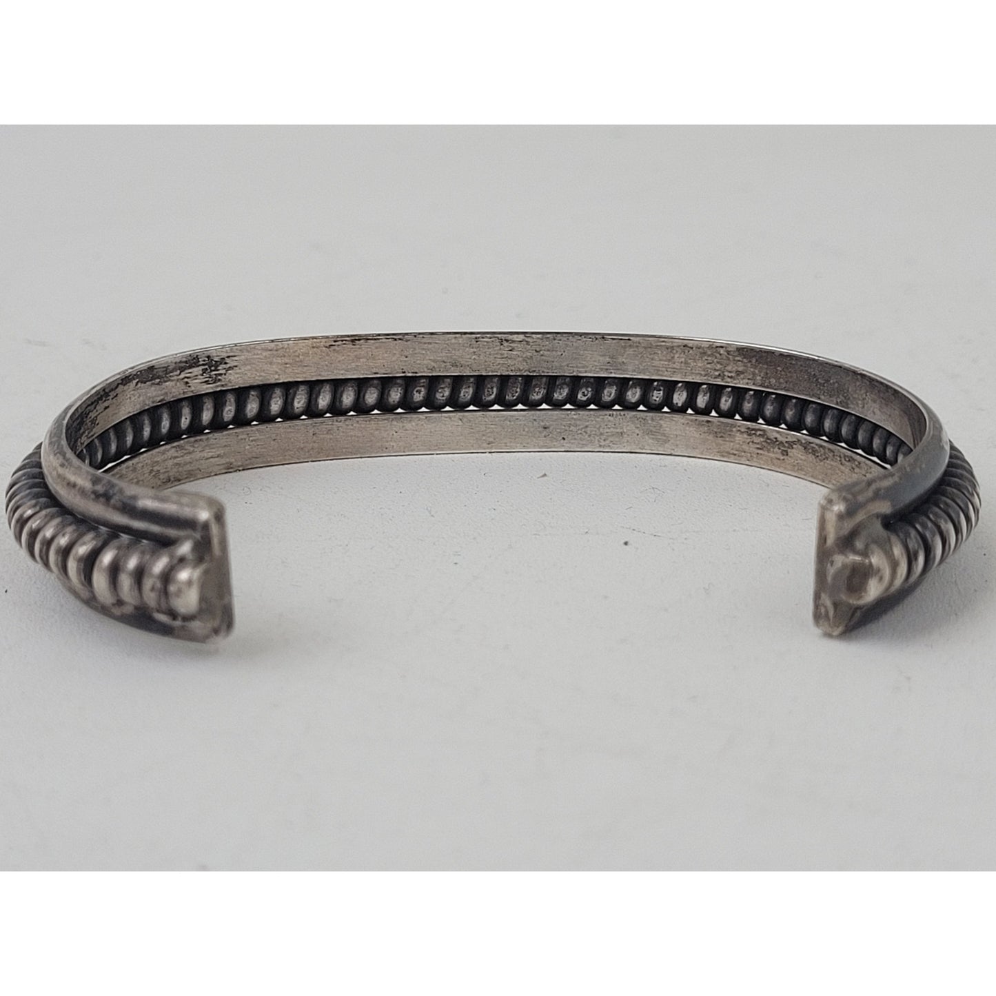 Sterling Silver Cuff Bracelet sz M/L 33g